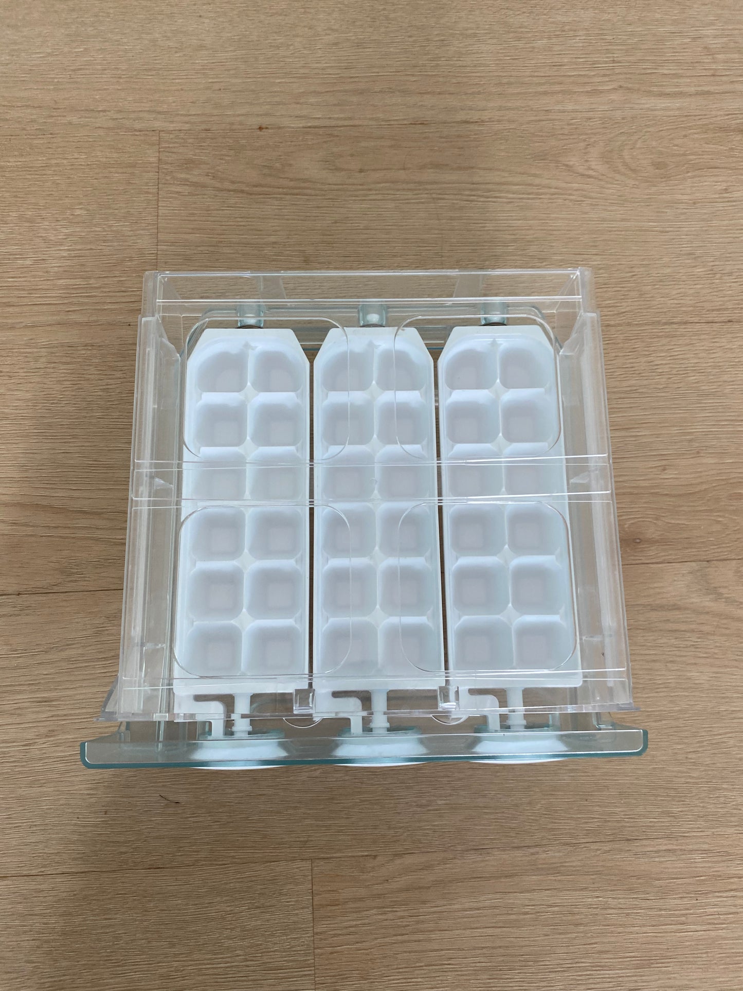 1451578 Electrolux Westinghouse fridge freezer ice maker assembly assy