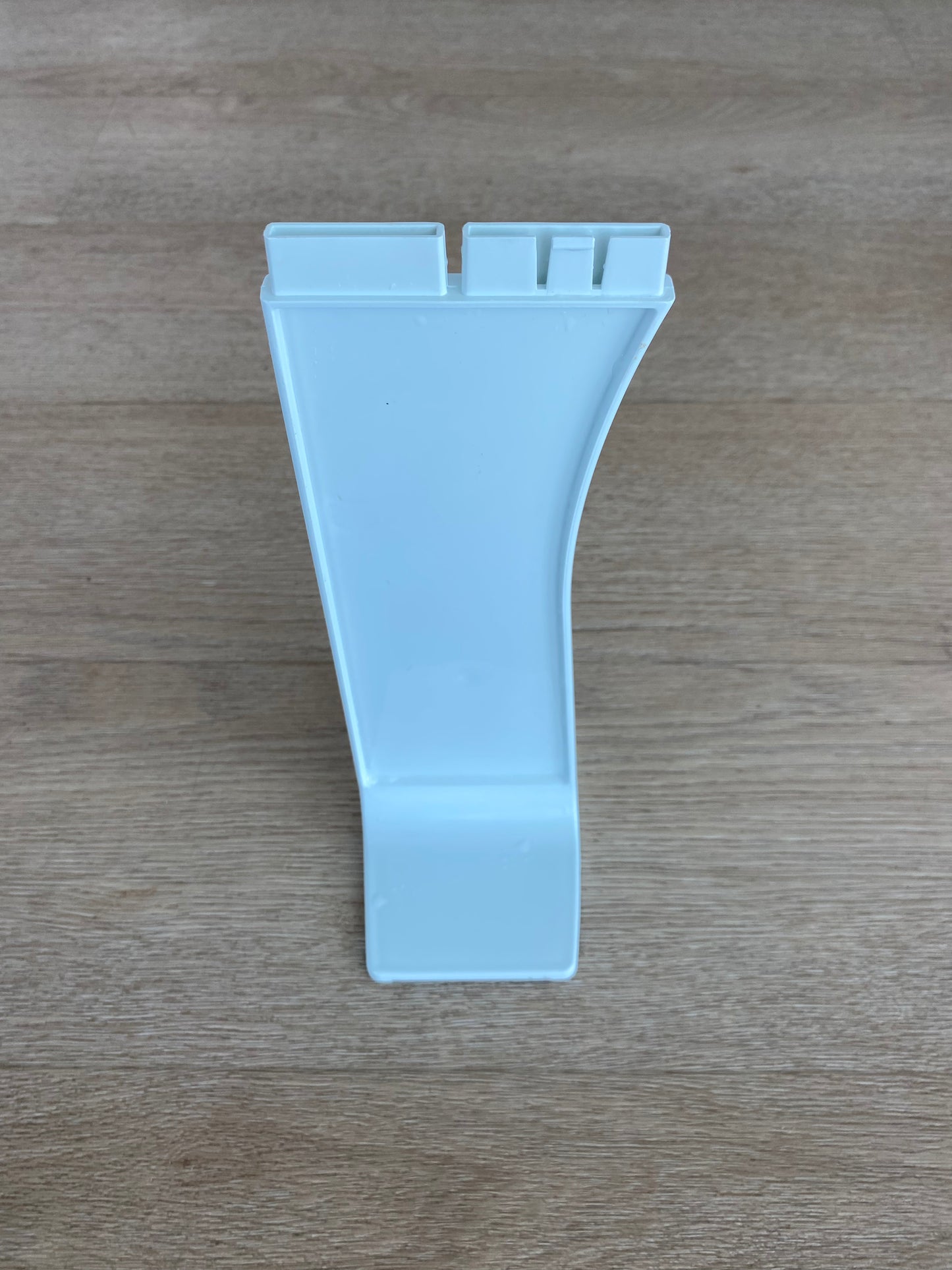 1451537 Electrolux Kelvinator Simpson Westinghouse fridge centre support leg FITS WTE5200 WTM5200 WTM5204