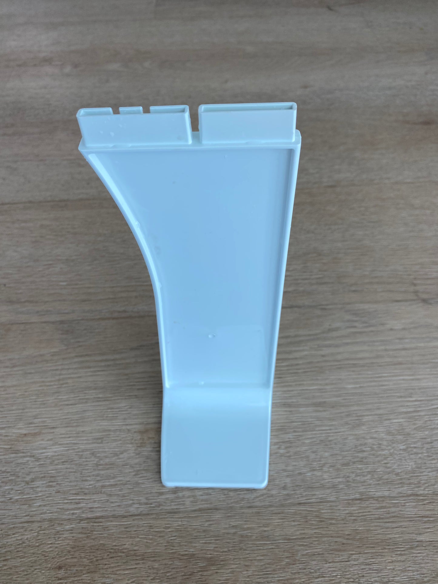 1451537 Electrolux Kelvinator Simpson Westinghouse fridge centre support leg FITS WTE5200 WTM5200 WTM5204
