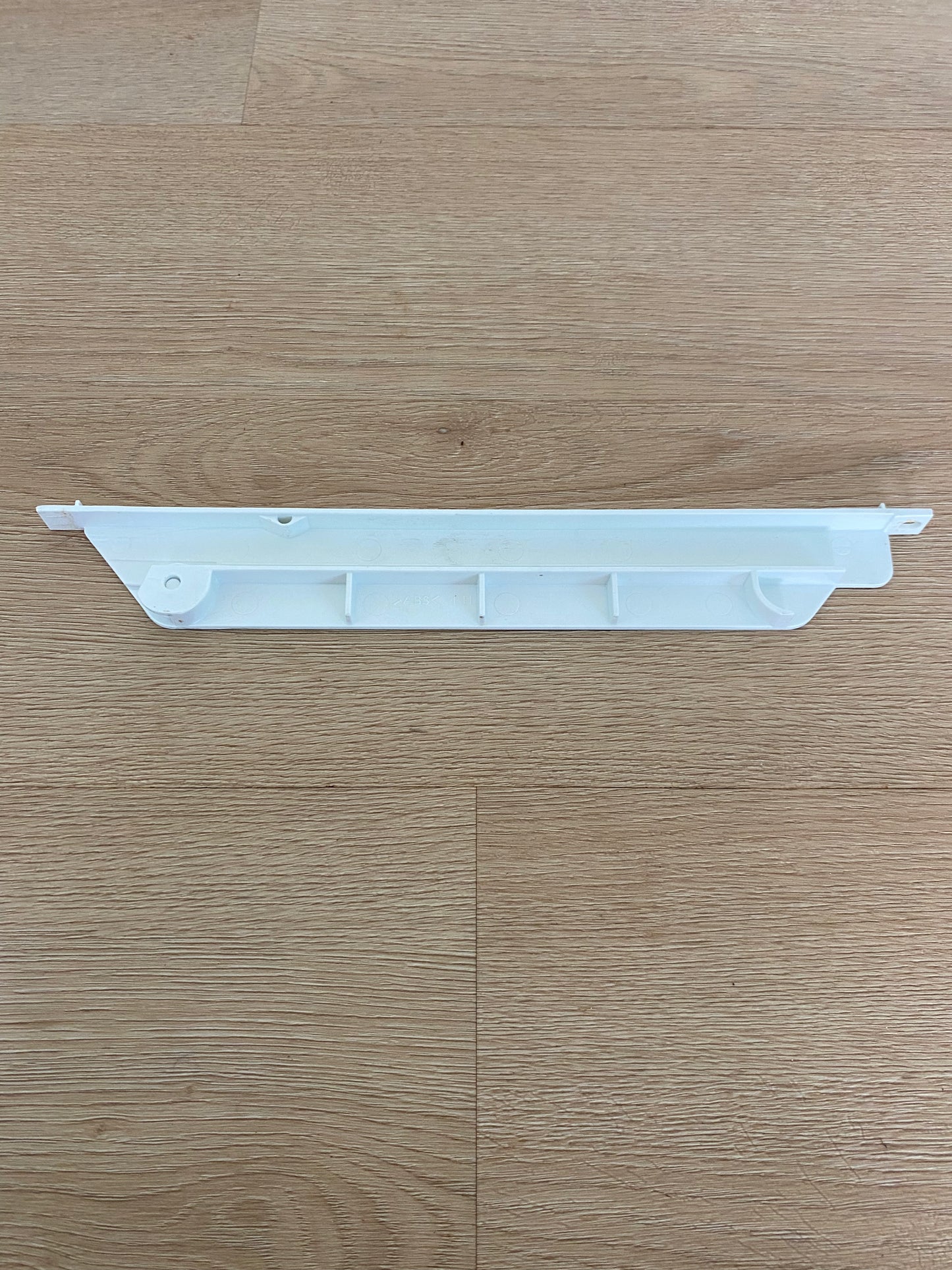 1444594 1453080 1442228 Electrolux Kelvinator Simpson Westinghouse deep deli drawer runner LHS left hand side