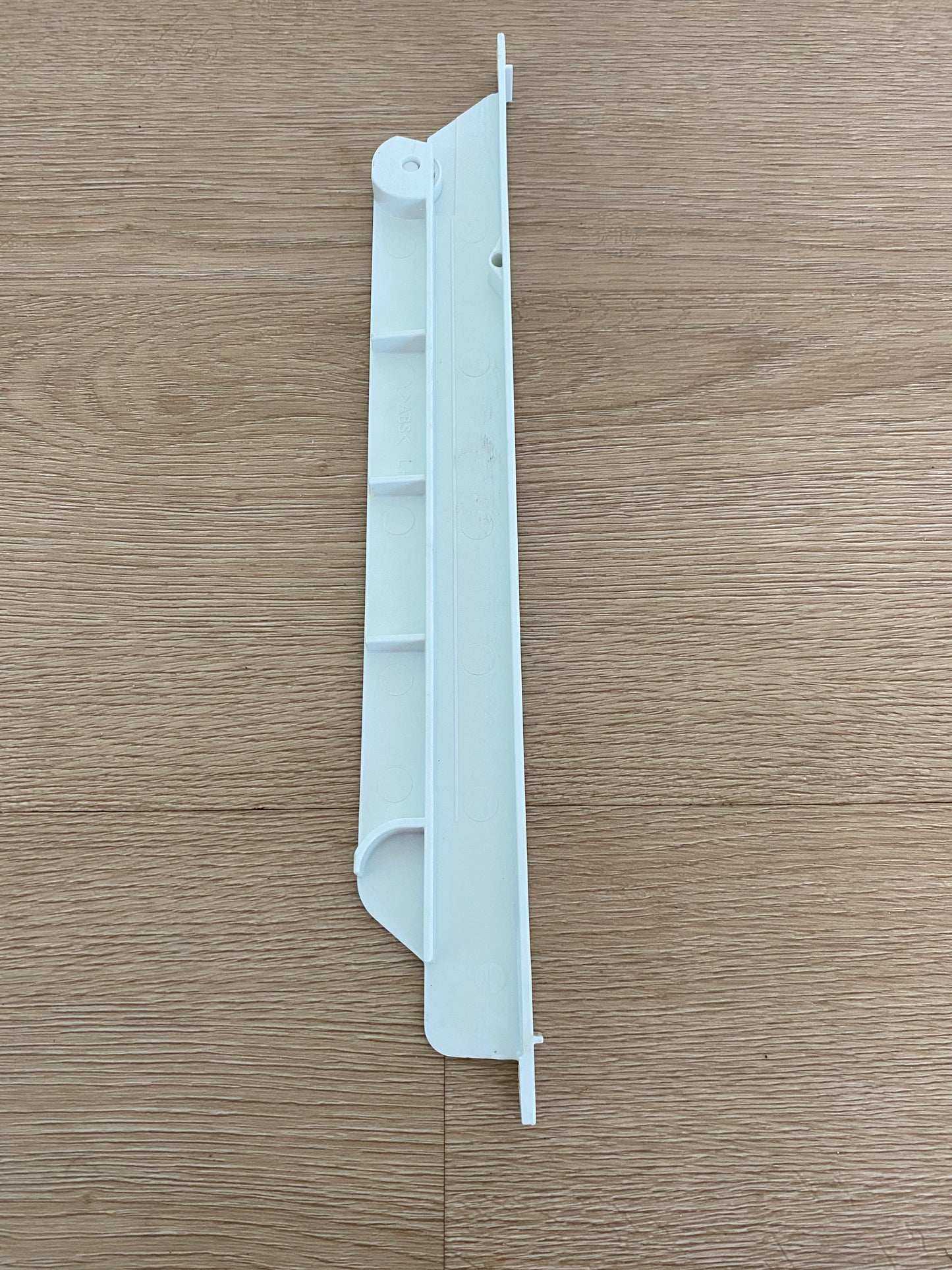 1444594 1453080 1442228 Electrolux Kelvinator Simpson Westinghouse deep deli drawer runner LHS left hand side