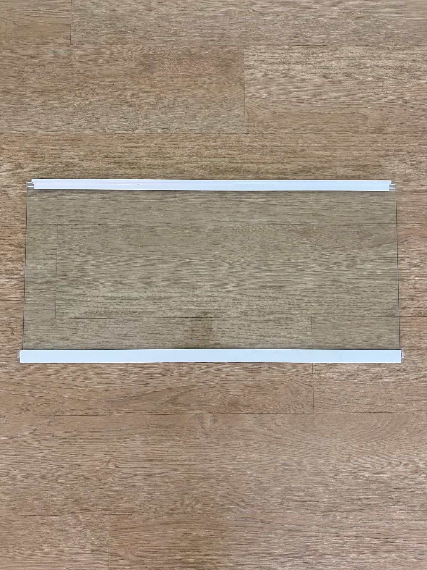 836667 836667P Fisher & Paykel fridge WHITE TRIM glass shelf FITS 790mm CABINETS E521T E522B