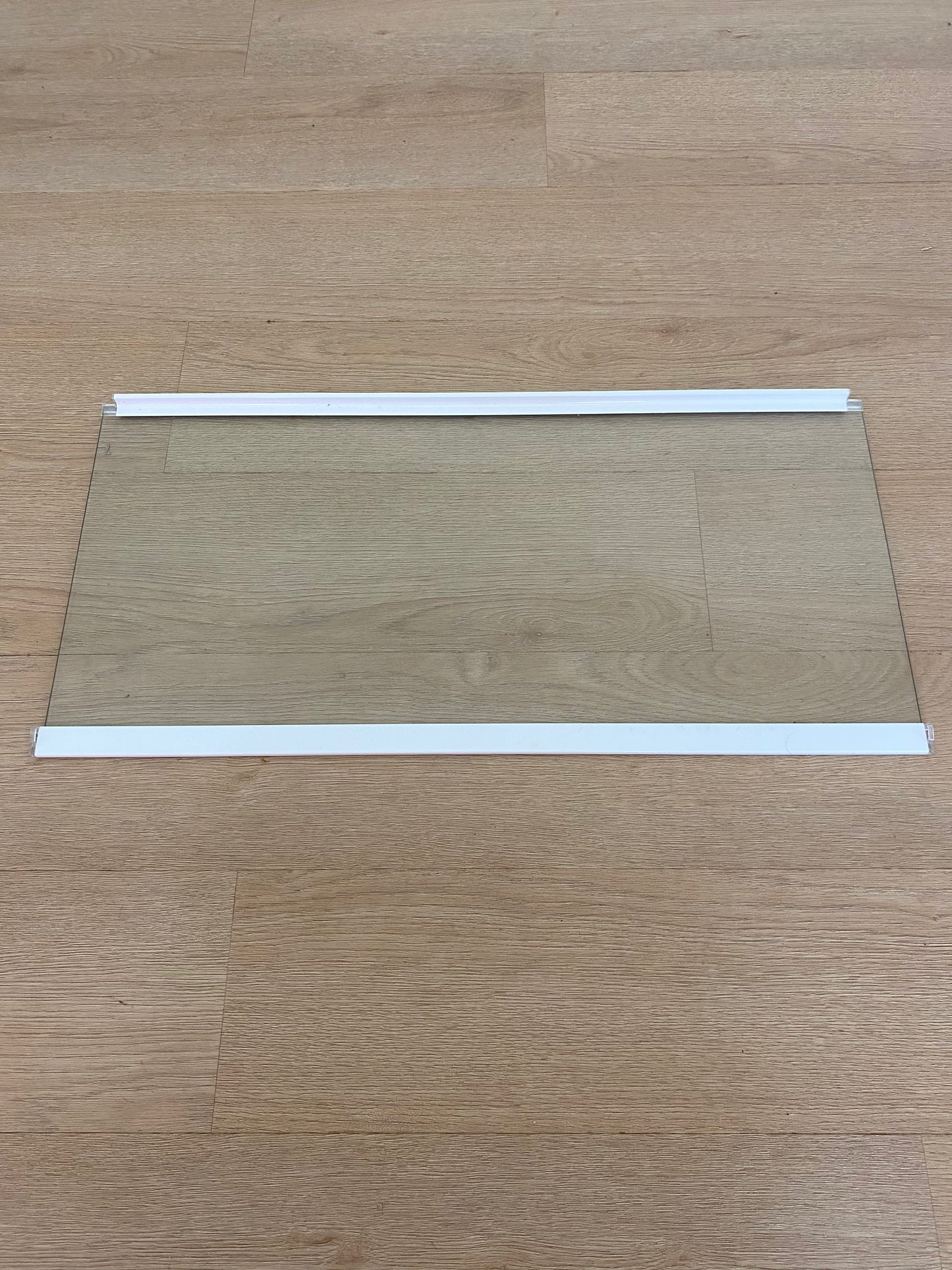 836667 836667P Fisher & Paykel fridge WHITE TRIM glass shelf FITS 790mm CABINETS E521T E522B