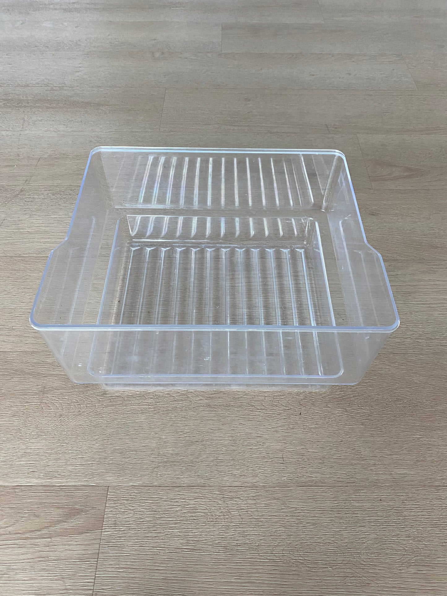 836971 Fisher & Paykel fridge freezer upper top crisper bin vegetable drawer storage container medium 900 FITS RF540 RF610