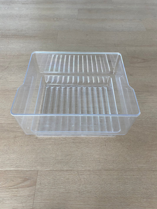 836971 Fisher & Paykel fridge freezer upper top crisper bin vegetable drawer storage container medium 900 FITS RF540 RF610