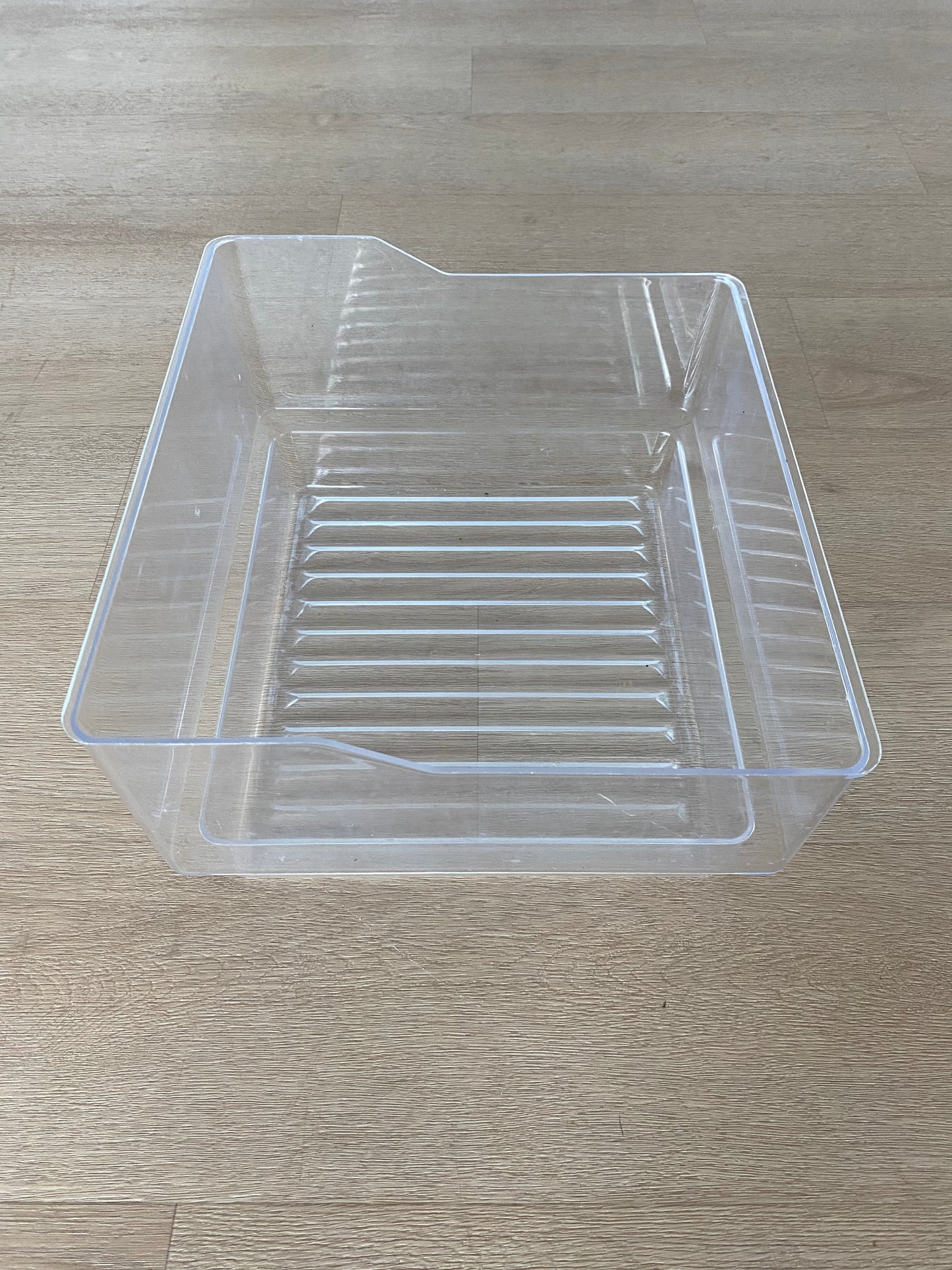 836971 Fisher & Paykel fridge freezer upper top crisper bin vegetable drawer storage container medium 900 FITS RF540 RF610