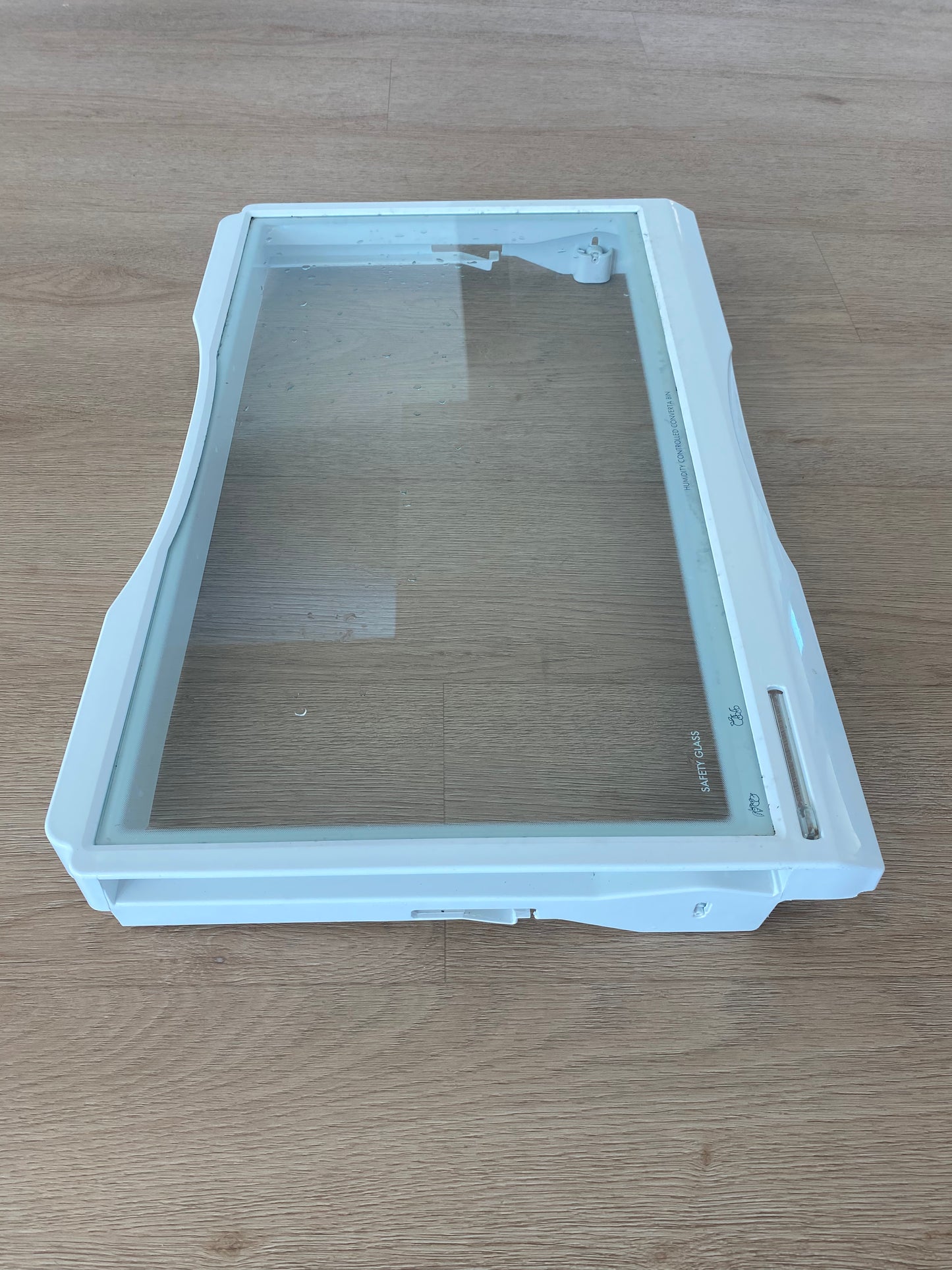 1448304 Electrolux Kelvinator Simpson Westinghouse fridge crisper cover glass shelf assembly