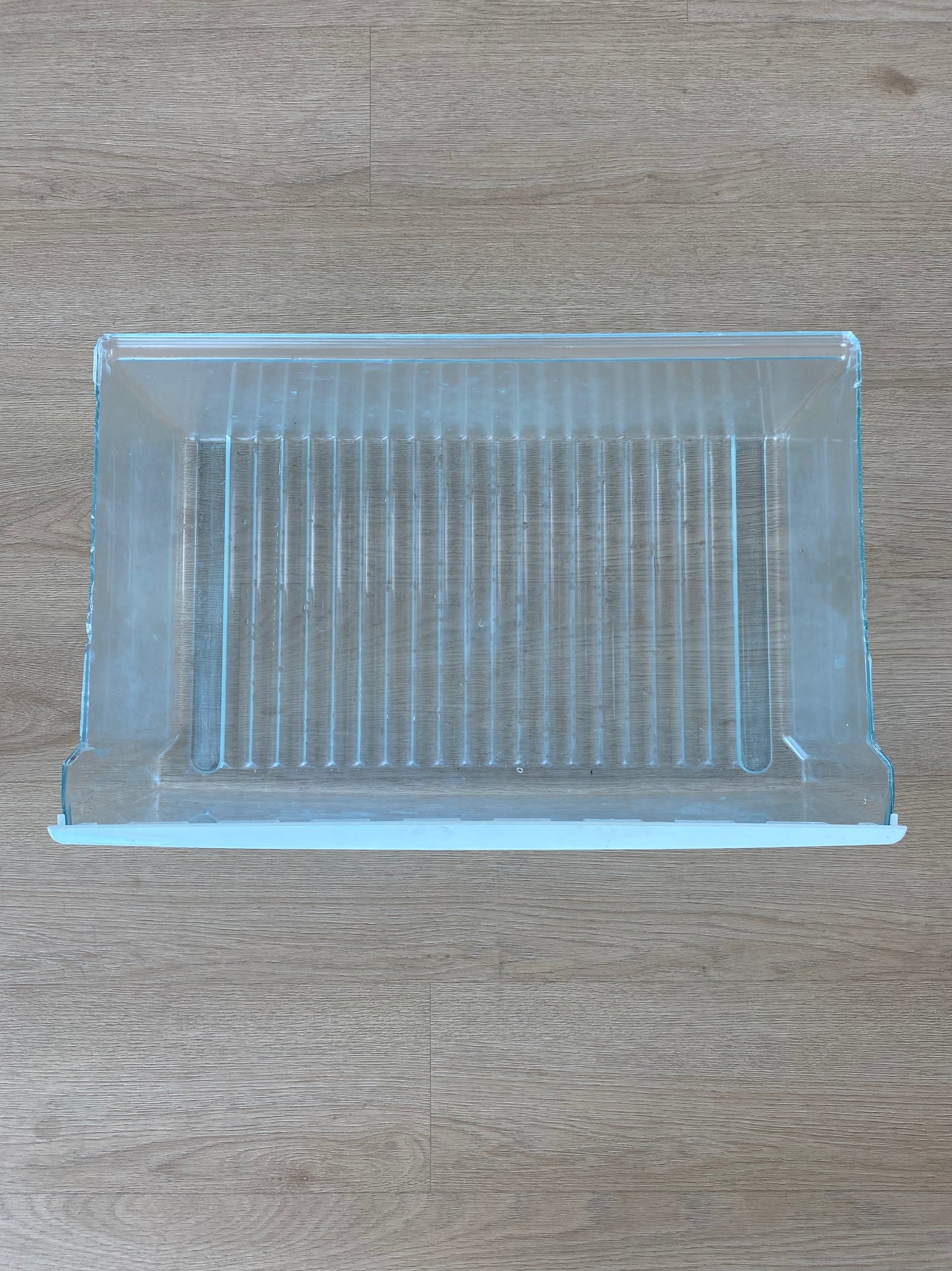 1441881 1441881K Electrolux Kelvinator Simpson Westinghouse bottom mount fridge crisper bin vegetable fruit drawer