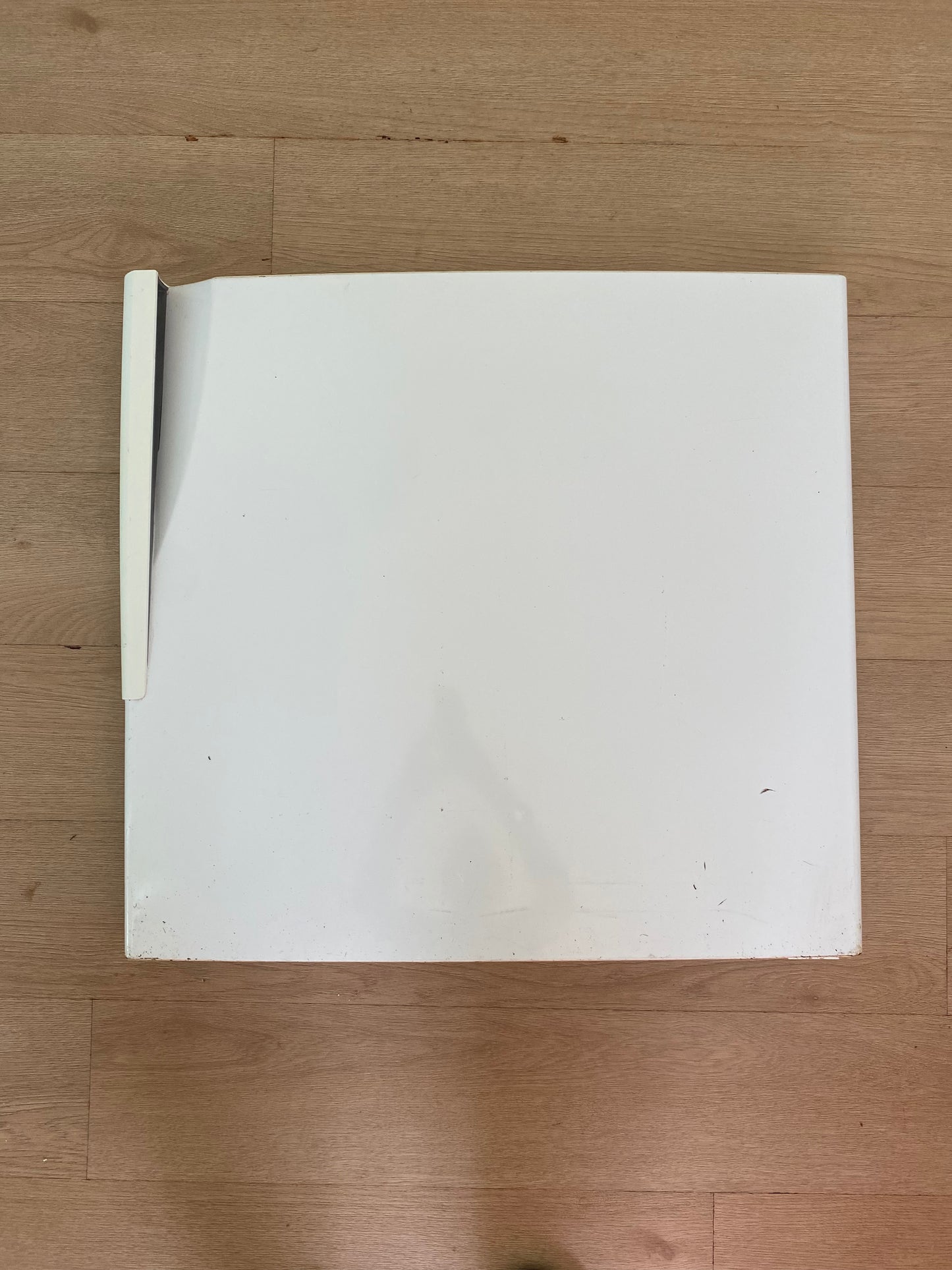 1442725 1451889 Westinghouse white fridge FREEZER DOOR RHS right hand side hinge BJ433 BJ434 BJ435 WBM4300