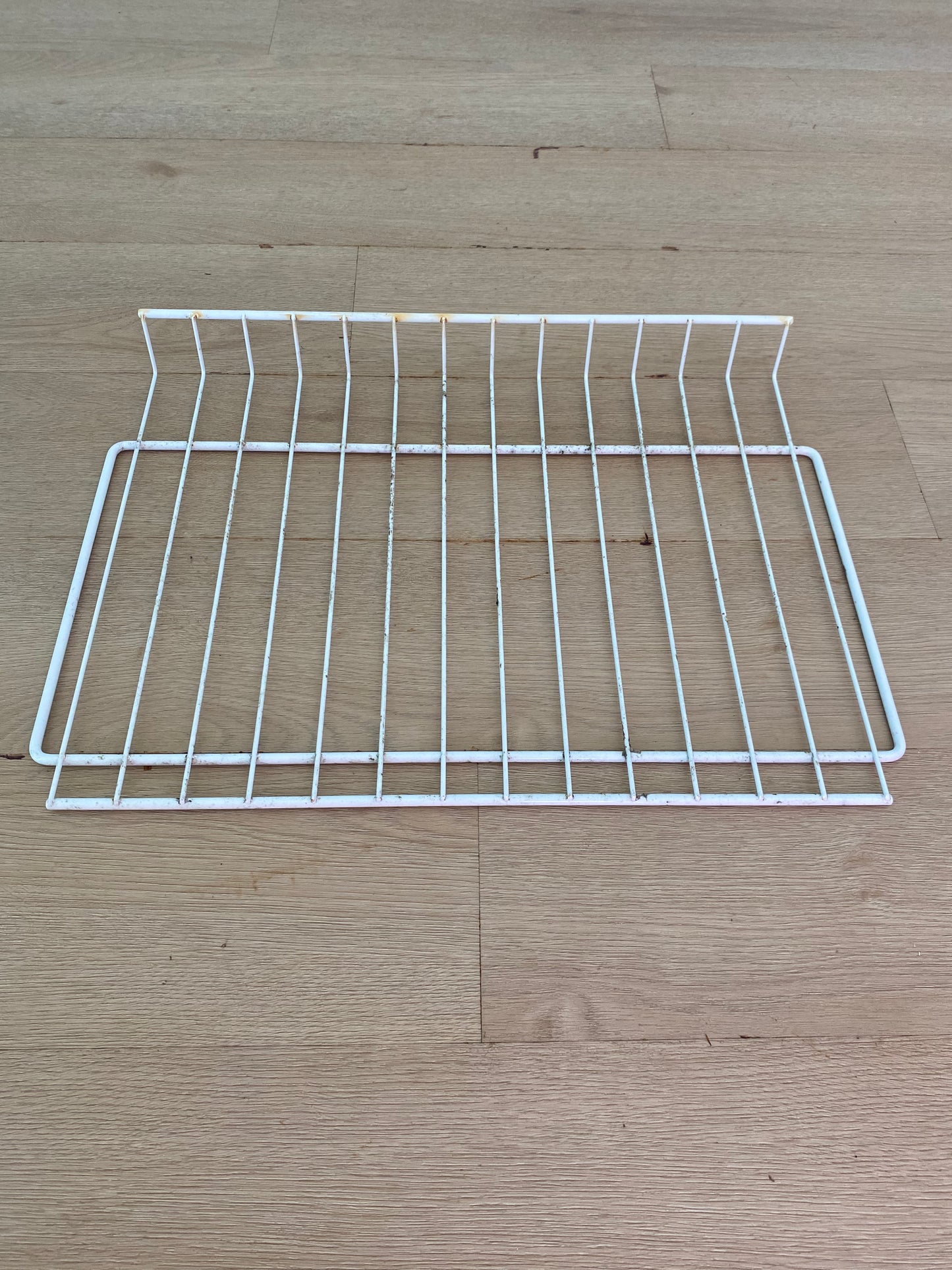 1444025 Electrolux Kelvinator Simpson Westinghouse fridge freezer top upper plasticised wire shelf
