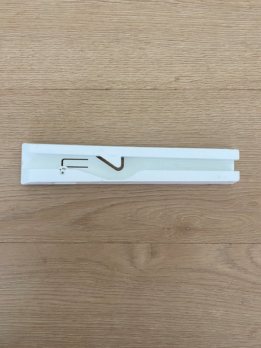 1443825 Electrolux Kelvinator Simpson Westinghouse fridge freezer LH LHS left hand side single runner assembly assy