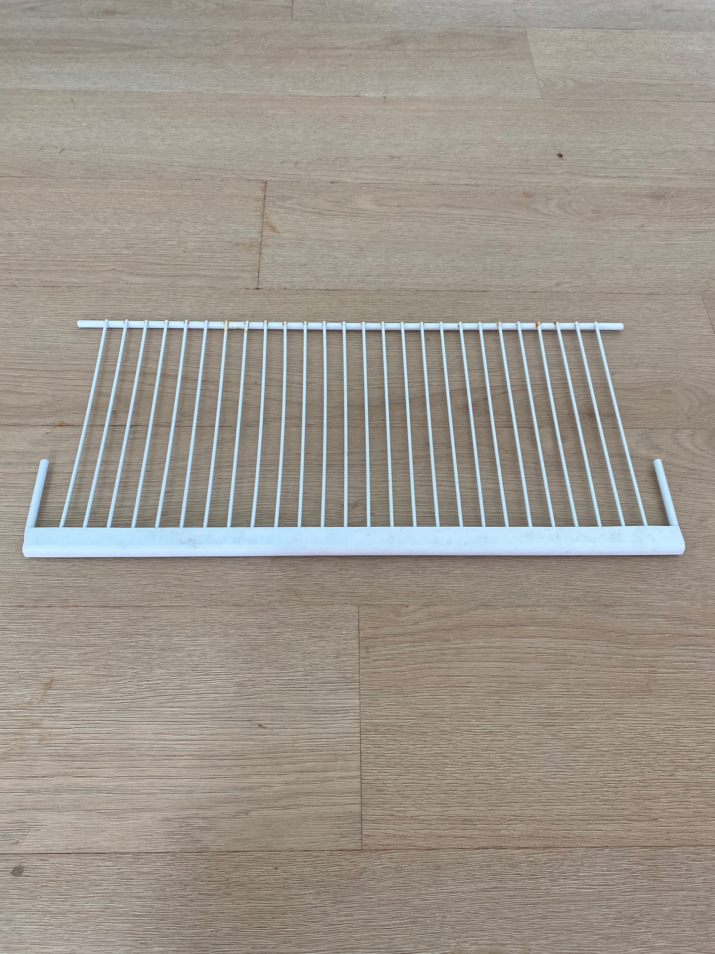1441639 1444439 Electrolux Kelvinator Simpson Westinghouse white wire plasticised shallow freezer shelf