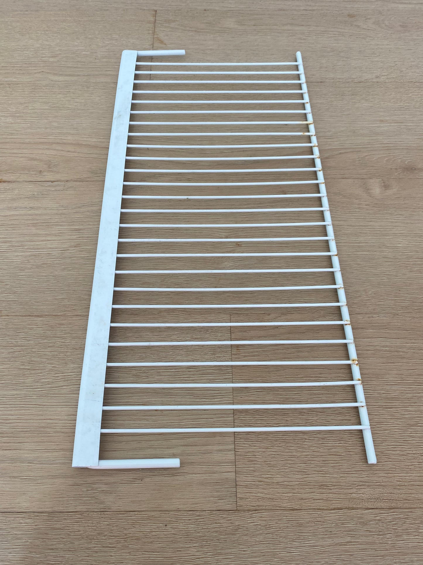 1441639 1444439 Electrolux Kelvinator Simpson Westinghouse white wire plasticised shallow freezer shelf