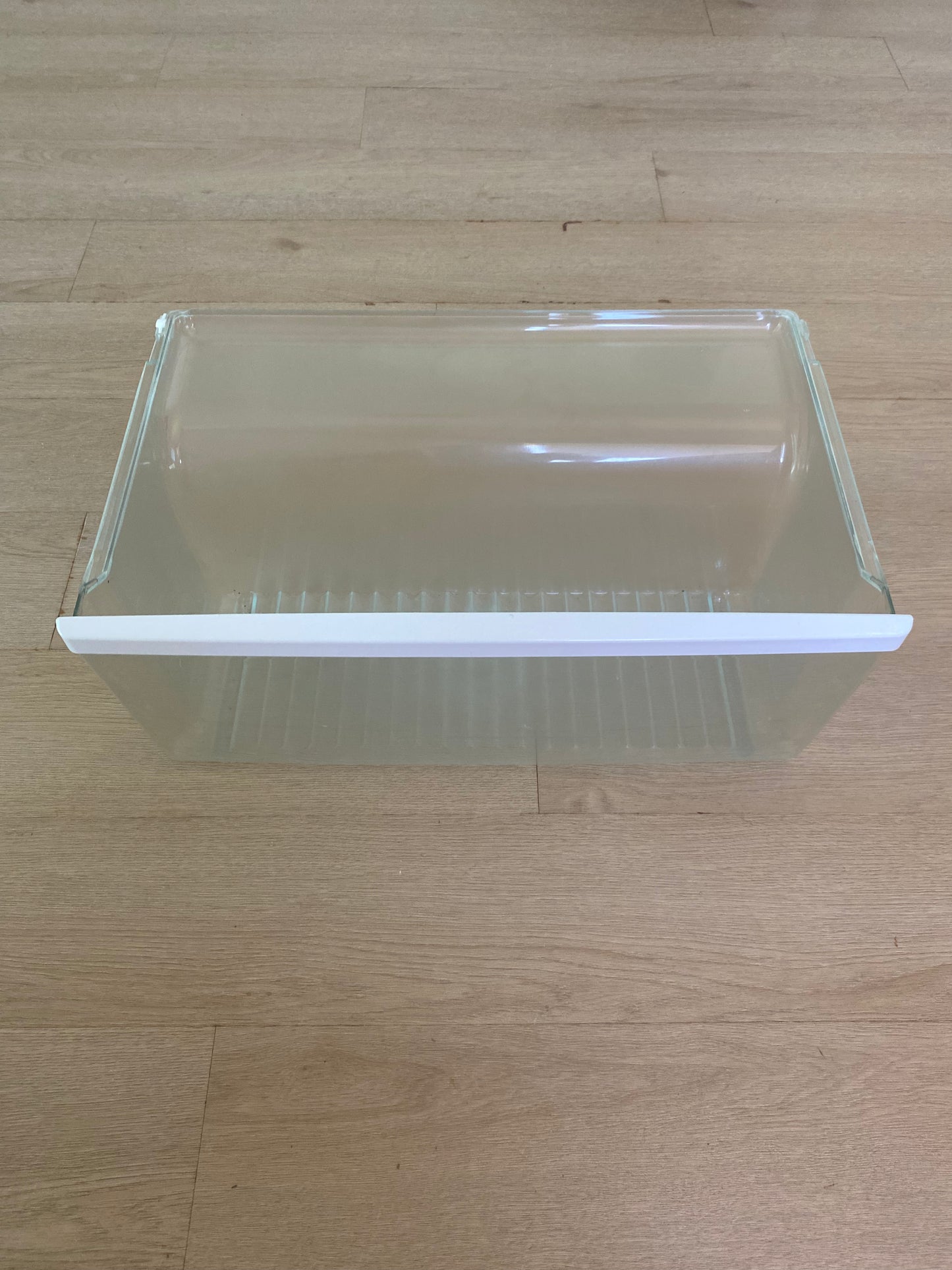 1443713 Electrolux Kelvinator Simpson Westinghouse fridge shallow deli bin storage drawer container