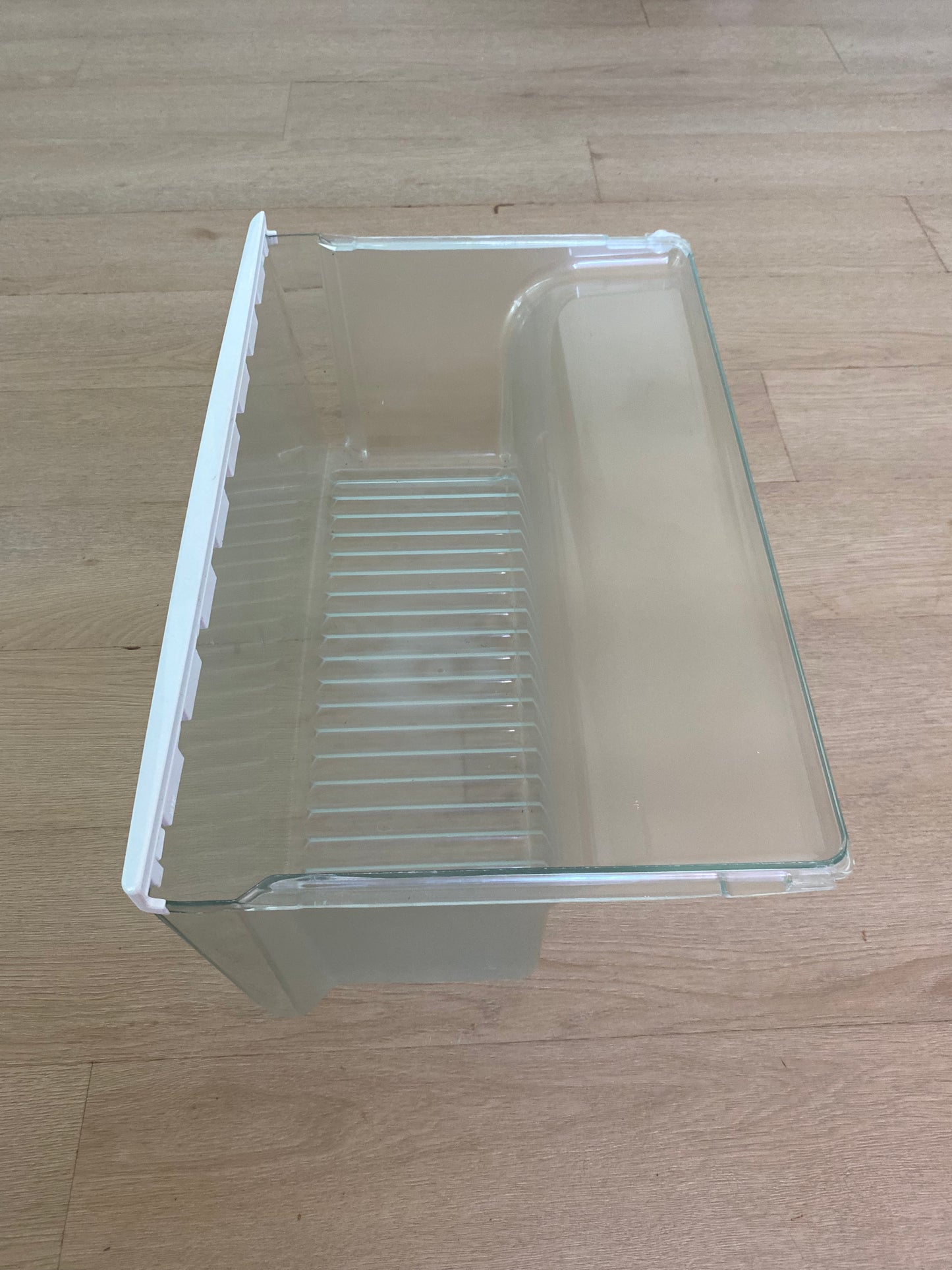 1443713 Electrolux Kelvinator Simpson Westinghouse fridge shallow deli bin storage drawer container
