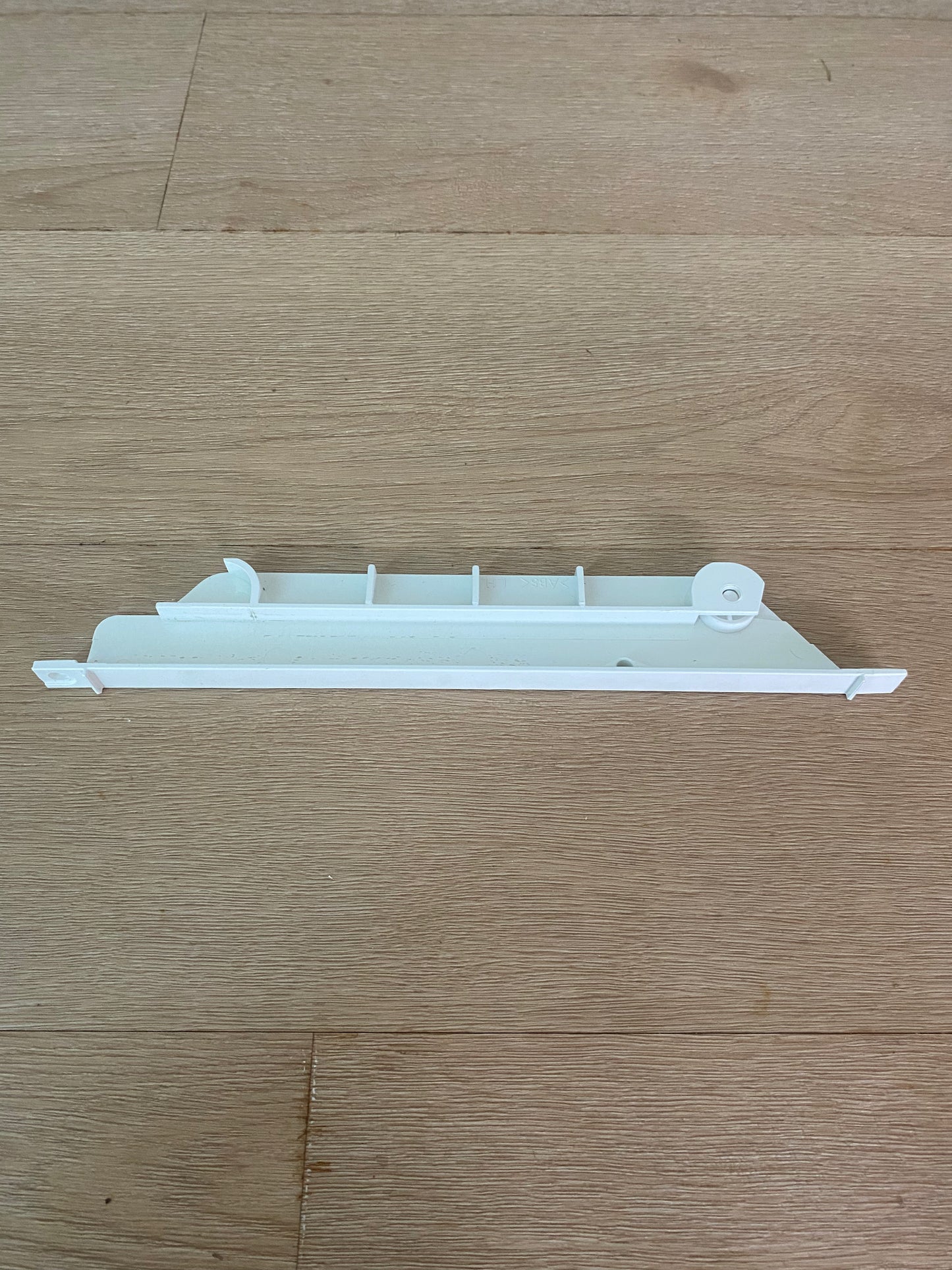 1444595 1453078 Electrolux Kelvinator Simpson Westinghouse fridge shallow deli runner LHS LH left hand side