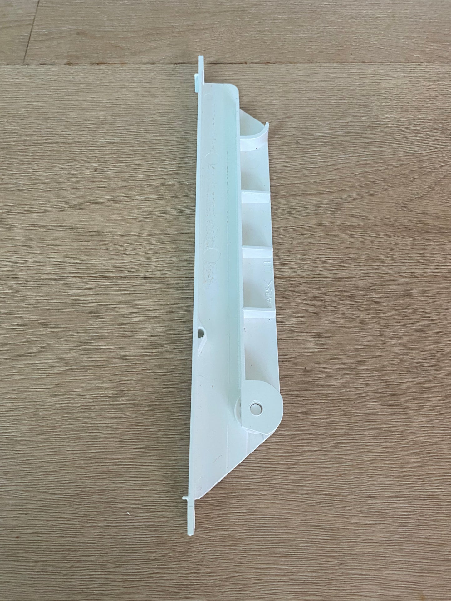 1444595 1453078 Electrolux Kelvinator Simpson Westinghouse fridge shallow deli runner LHS LH left hand side