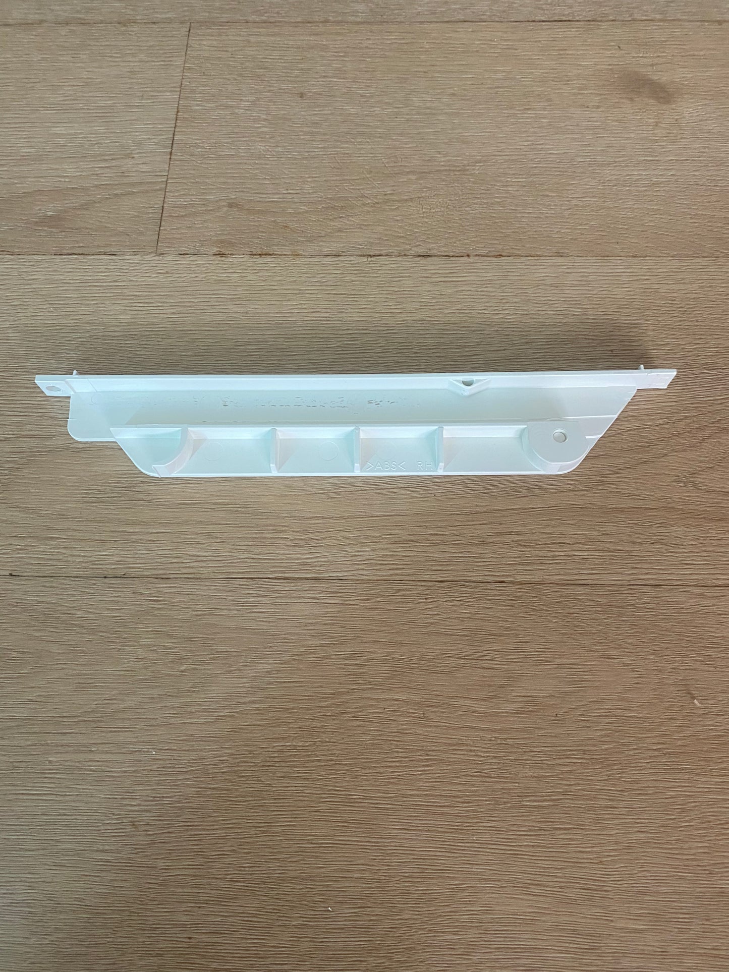 1441892 1453077 Electrolux Kelvinator Simpson Westinghouse fridge shallow deli runner RHS RH right hand side