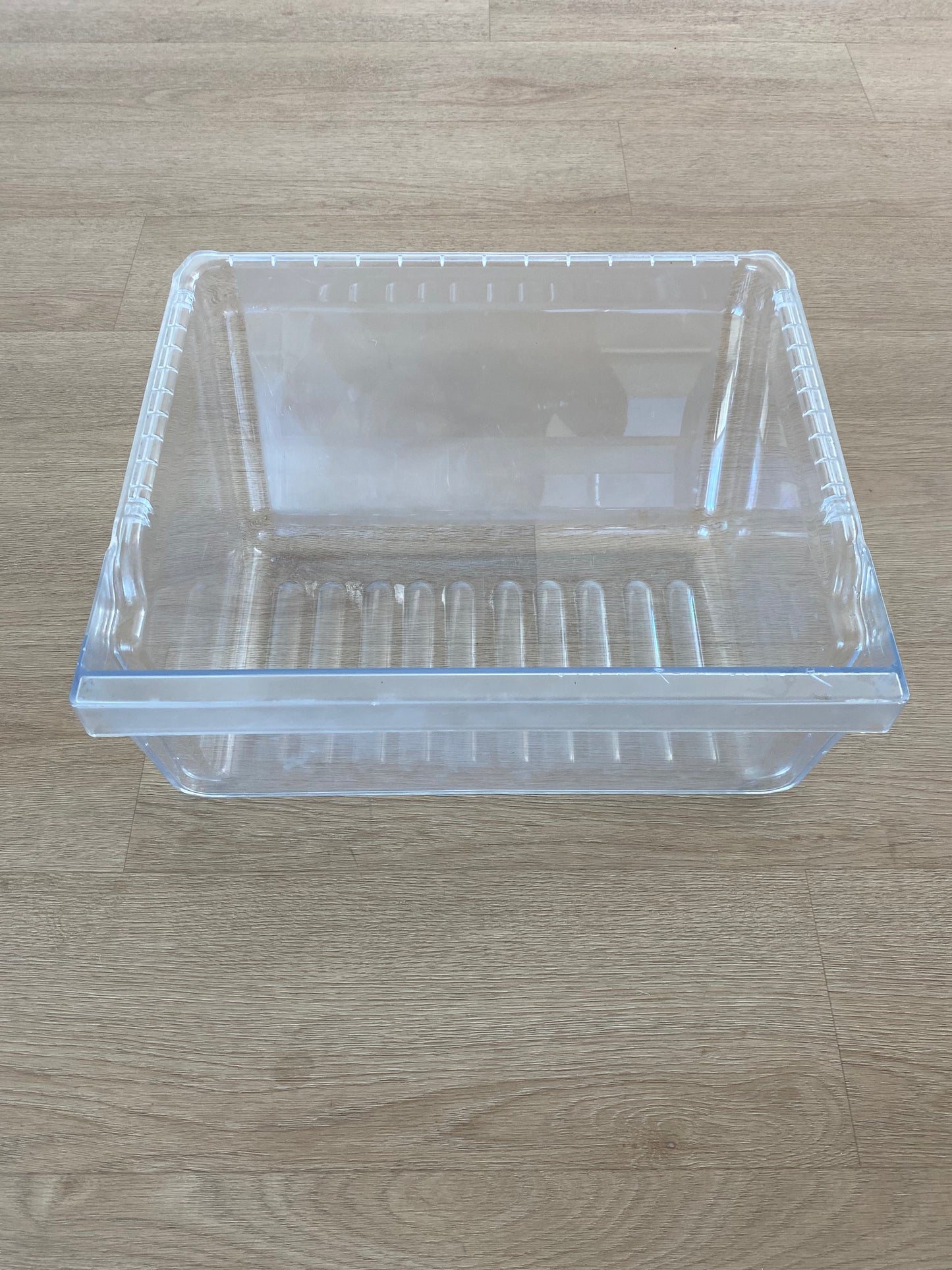 DA61-05042A Samsung fridge lower crisper CASE VEG LOW bottom vegetable drawer SRS583HDP RSH1DTIS1/XSA