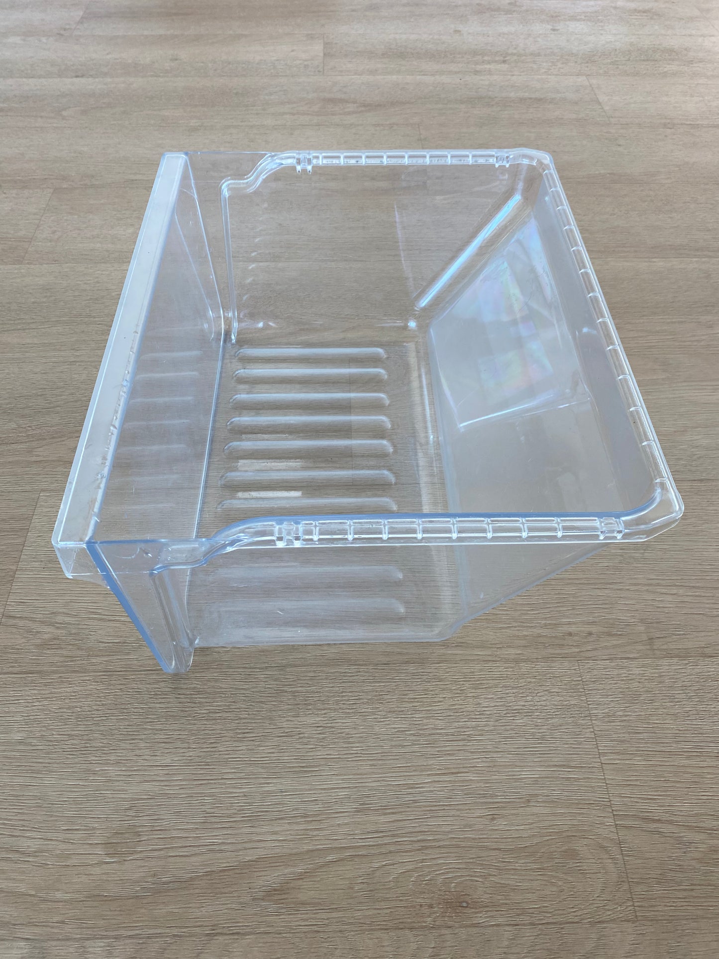 DA61-05042A Samsung fridge lower crisper CASE VEG LOW bottom vegetable drawer SRS583HDP RSH1DTIS1/XSA