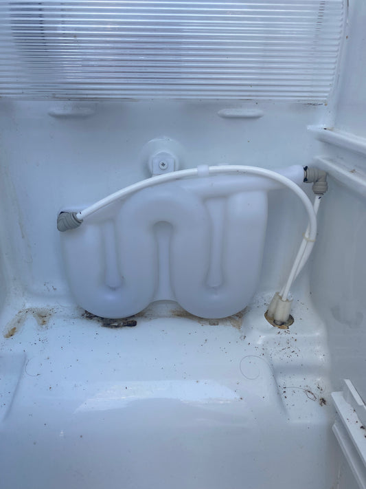 4620ER3001B 4838JA1004A AJL72910401 LG fridge water tank case reservoir bladder
