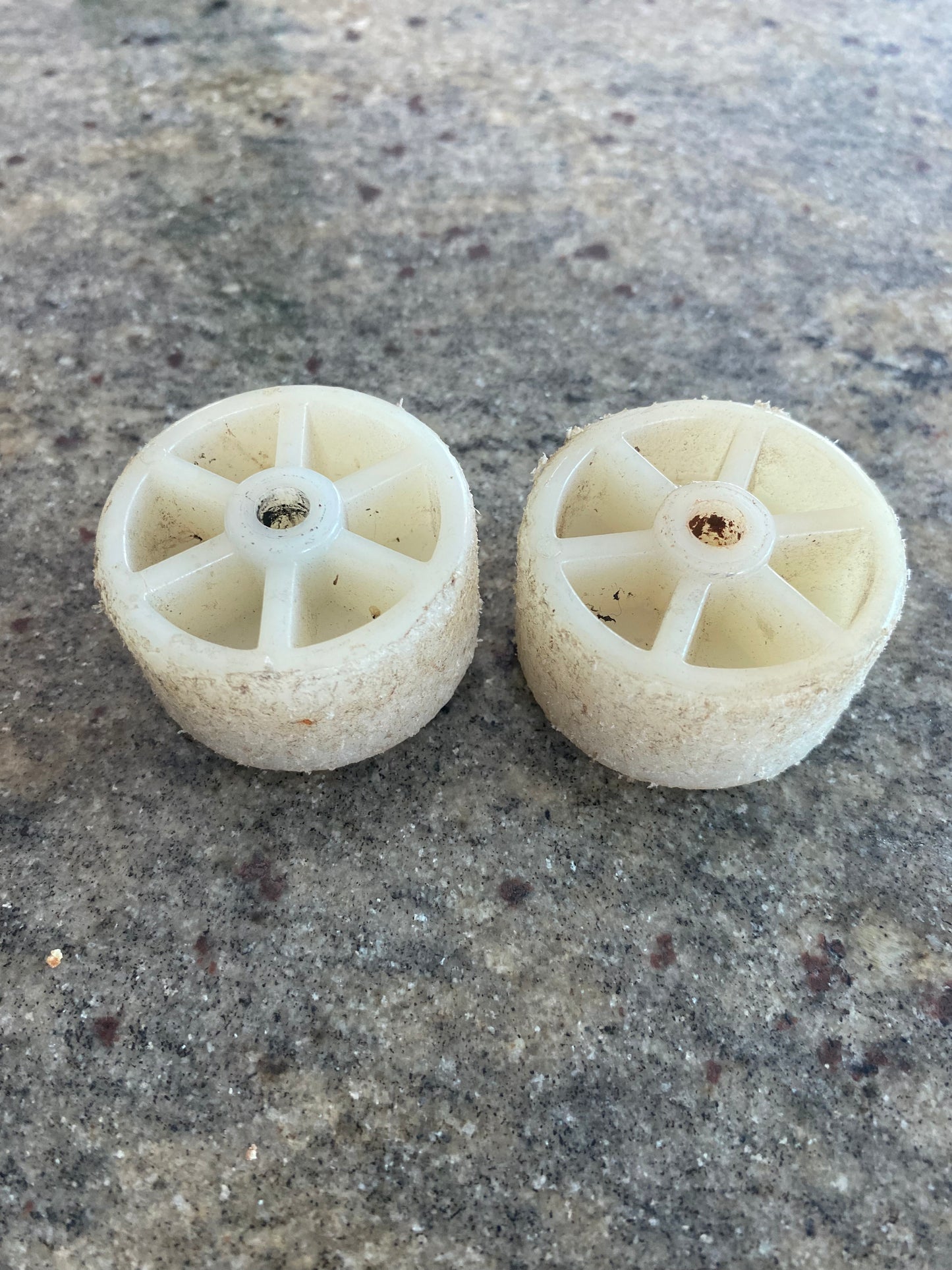 4580JQ3009E LG side by side fridge freezer wheels pair