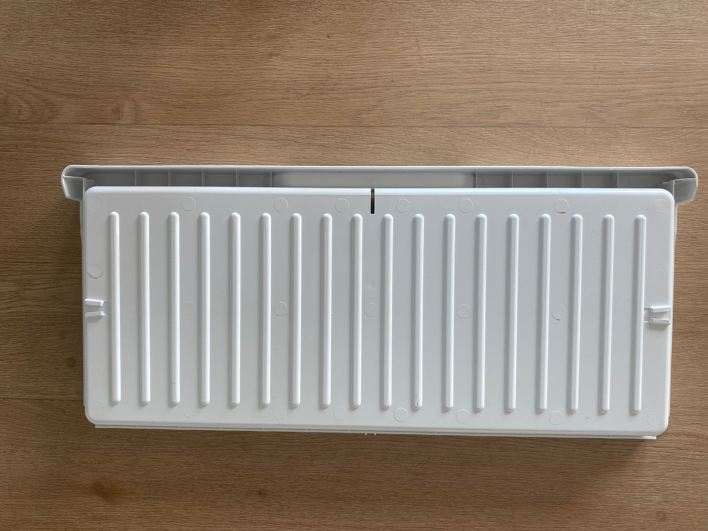 836973 Fisher & Paykel French door fridge freezer sliding tray 900 FITS RF610A