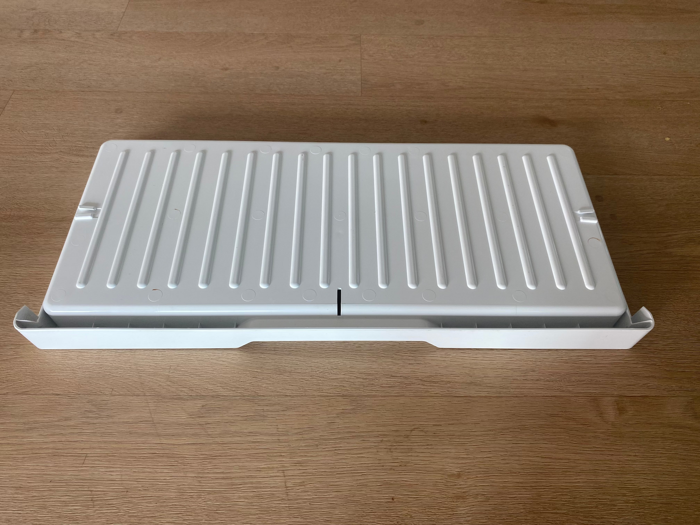 836973 Fisher & Paykel French door fridge freezer sliding tray 900 FITS RF610A