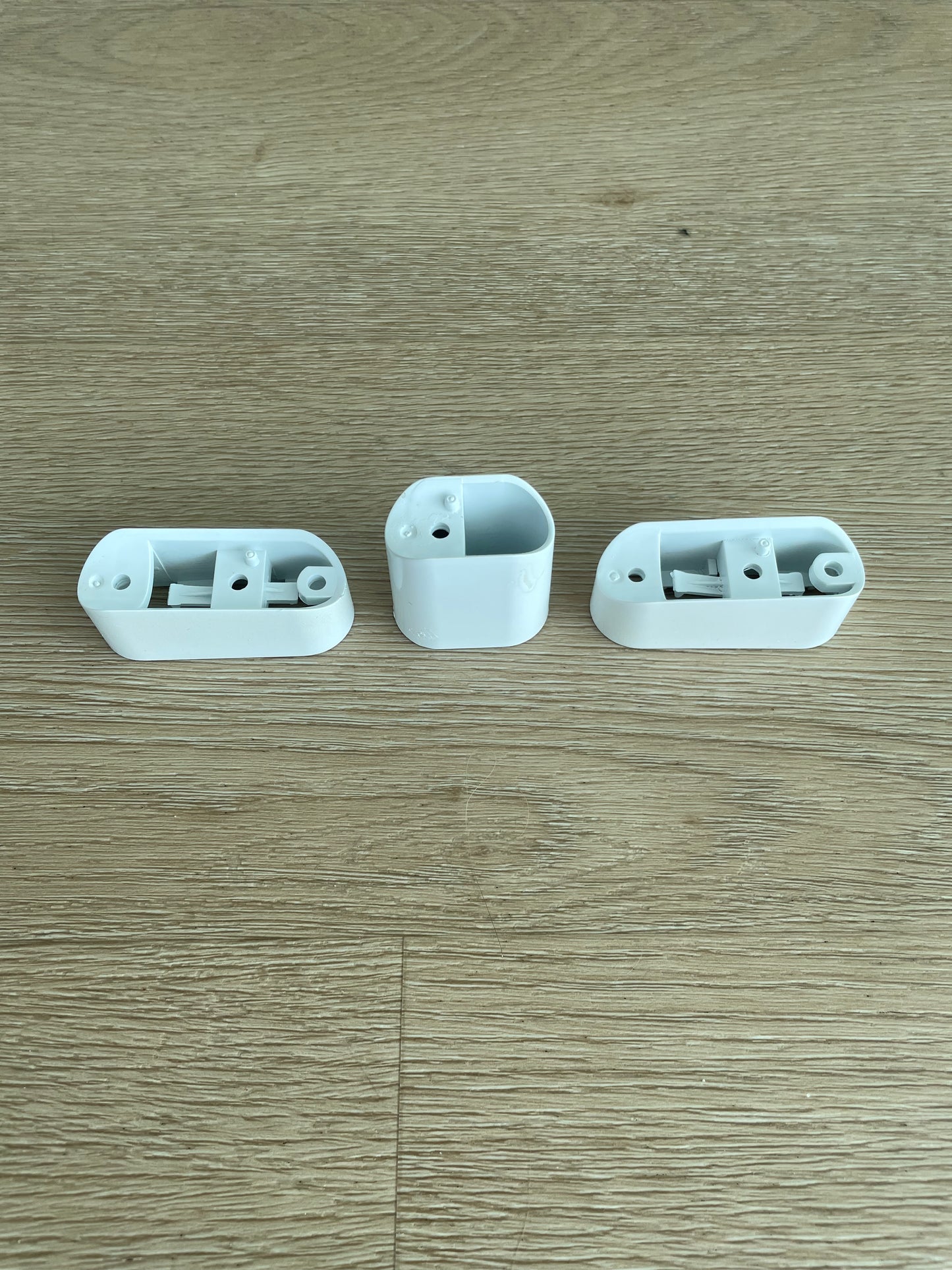 890133378 4055893038 Westinghouse fridge freezer white door handle pedestal mount bracket attachment set WSE6200WA WSE6900WA