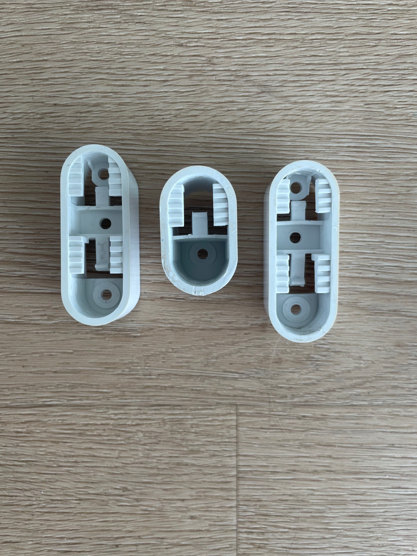 890133378 4055893038 Westinghouse fridge freezer white door handle pedestal mount bracket attachment set WSE6200WA WSE6900WA