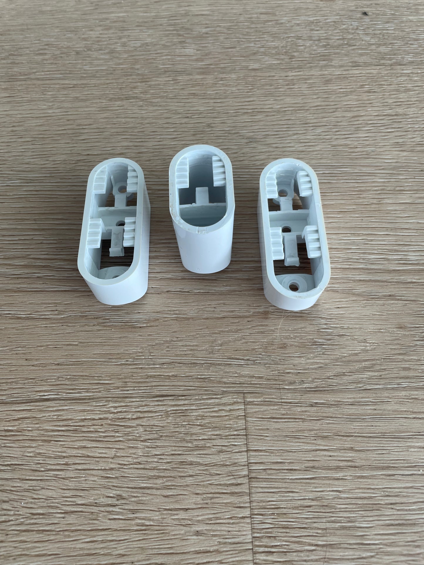 890133378 4055893038 Westinghouse fridge freezer white door handle pedestal mount bracket attachment set WSE6200WA WSE6900WA