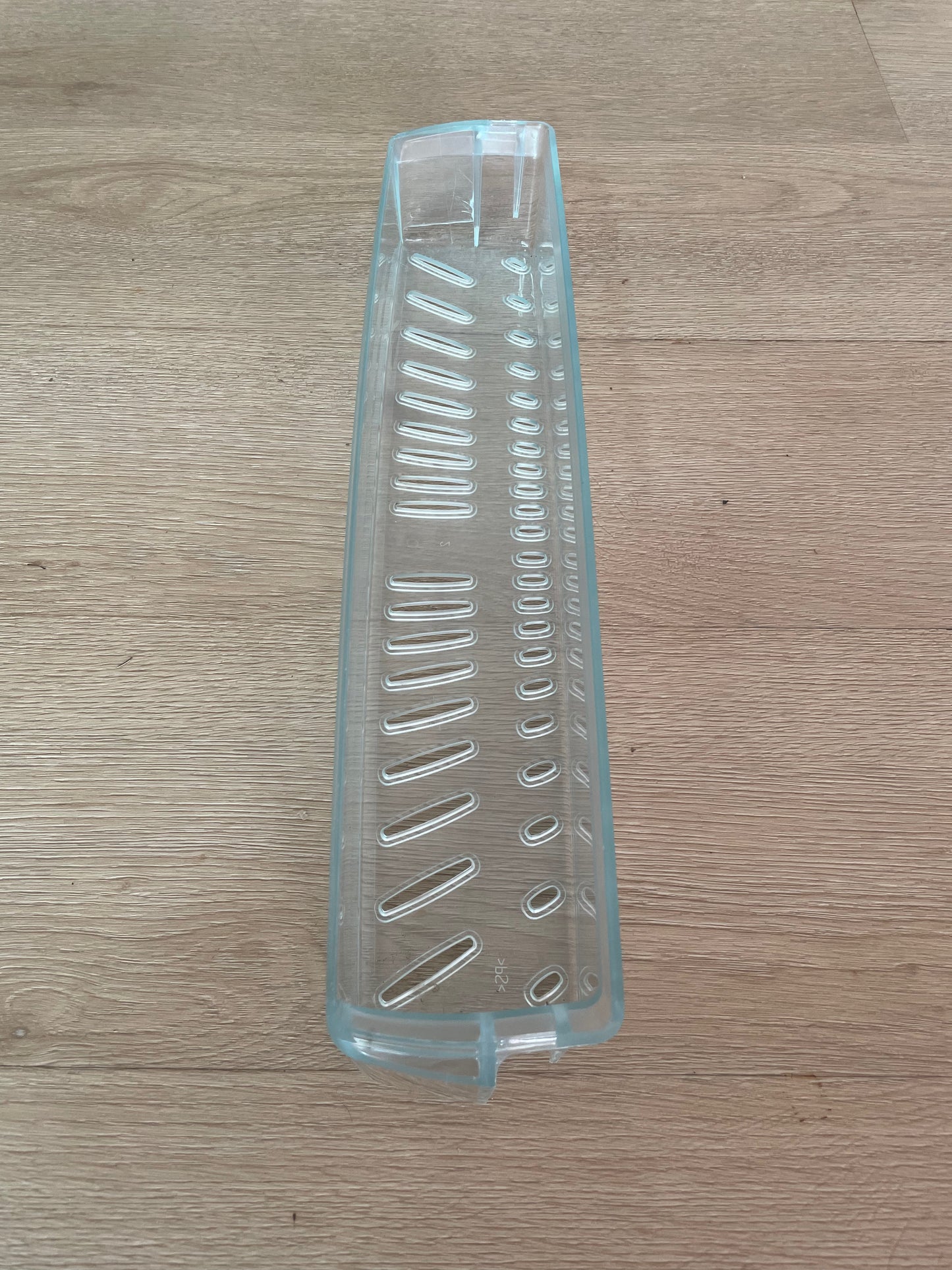 1441774 Westinghouse fridge freezer door shelf bin