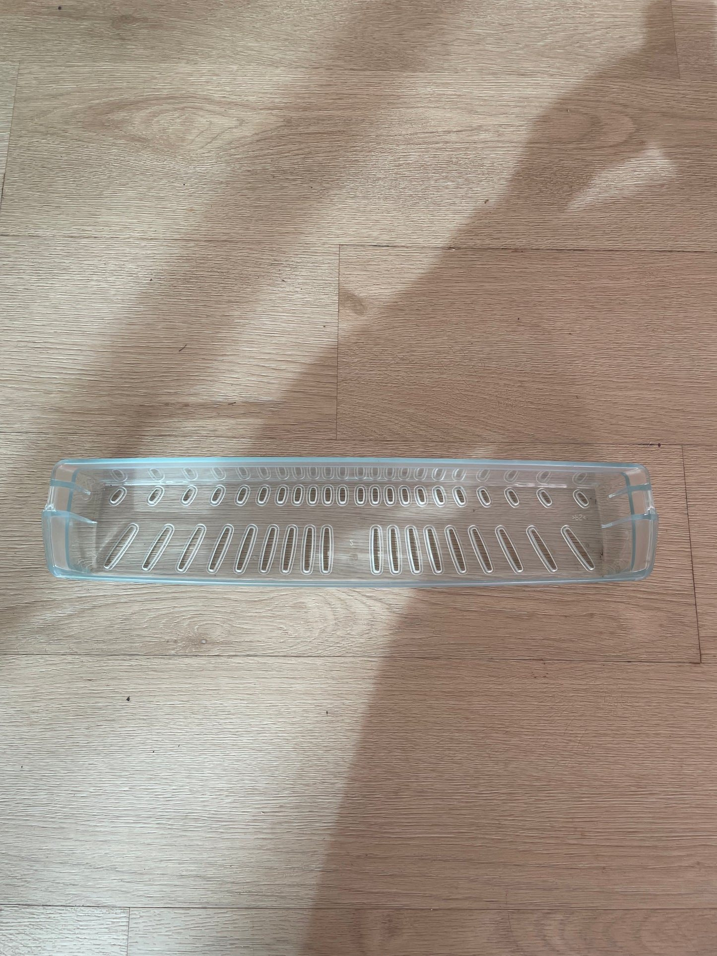 1441774 Westinghouse fridge freezer door shelf bin