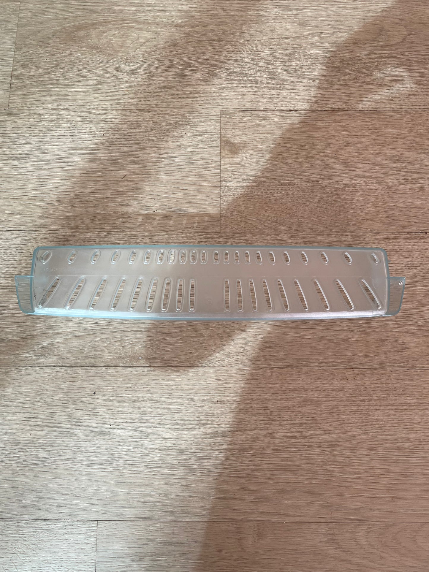 1441774 Westinghouse fridge freezer door shelf bin