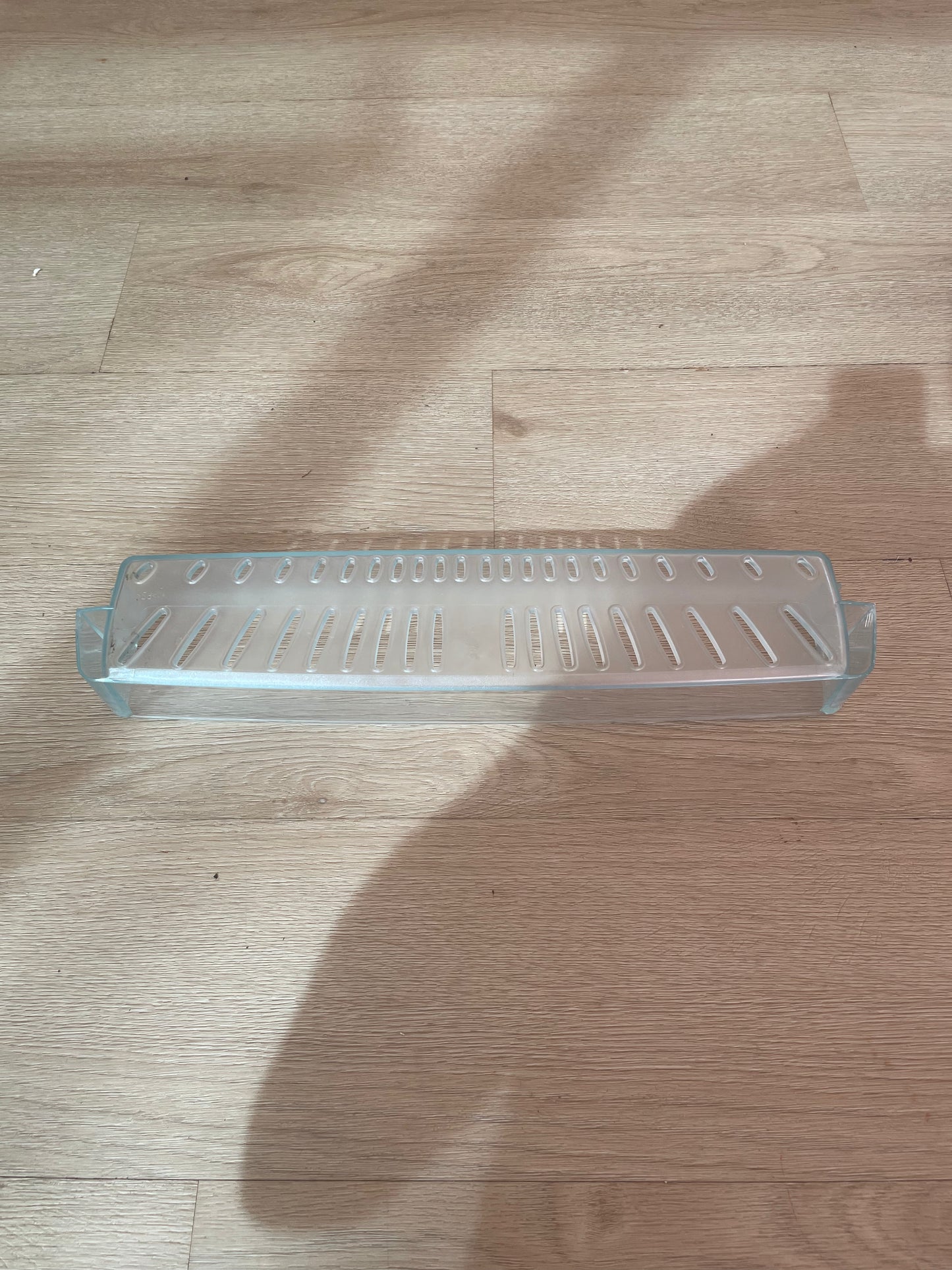 1441774 Westinghouse fridge freezer door shelf bin