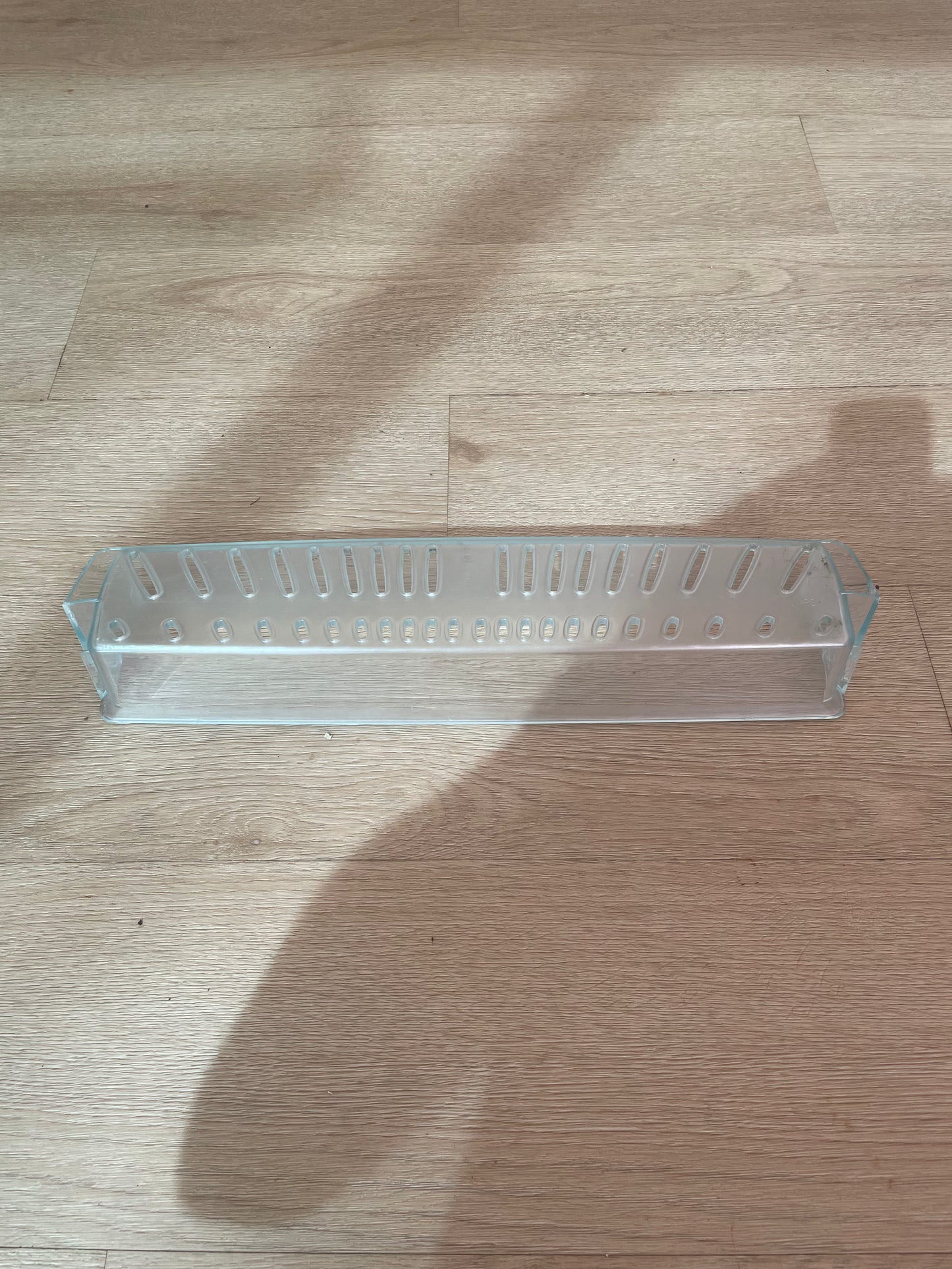 1441774 Westinghouse fridge freezer door shelf bin