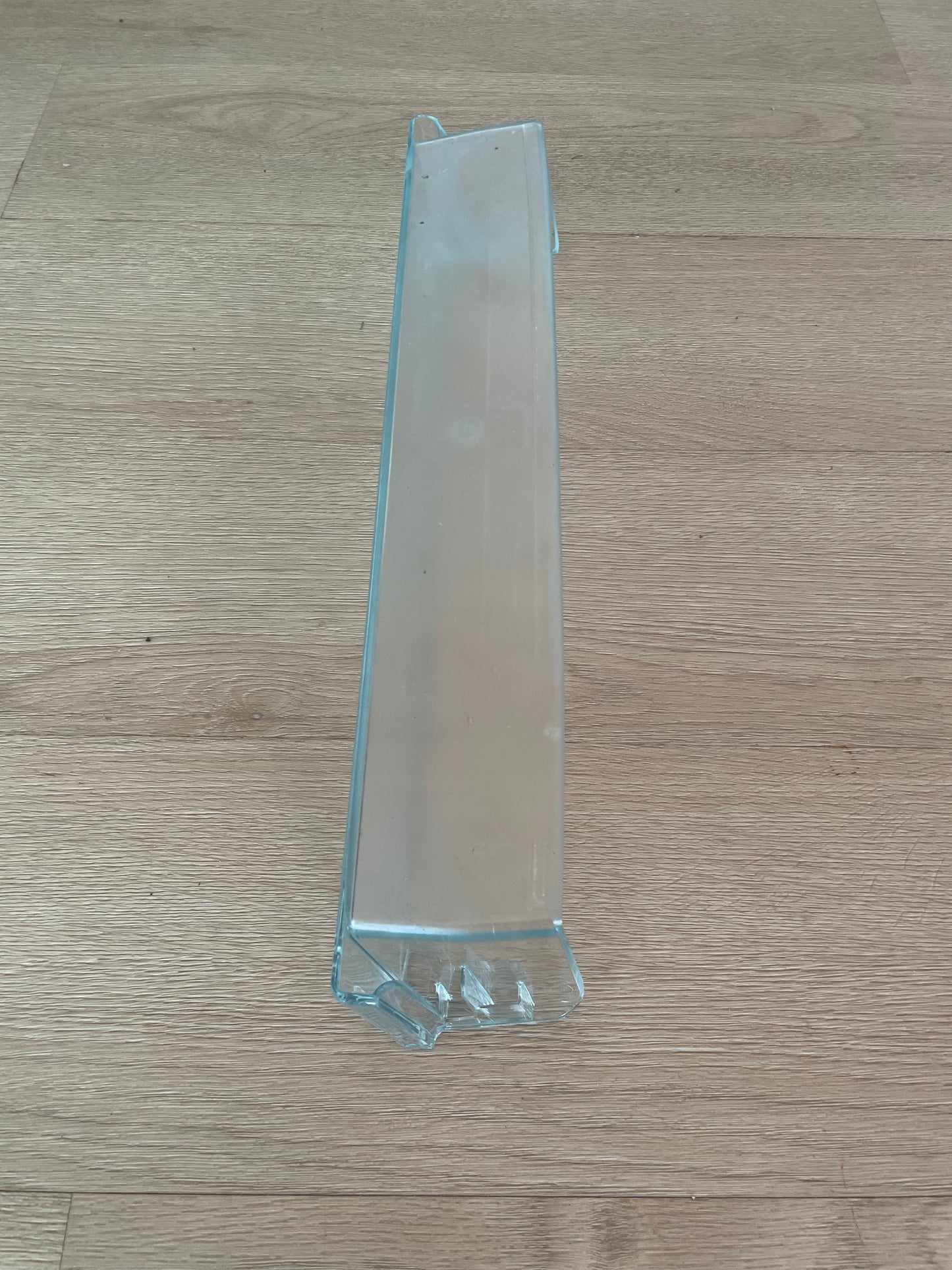 1441765 Kelvinator Simpson Westinghouse fridge door can bin shelf