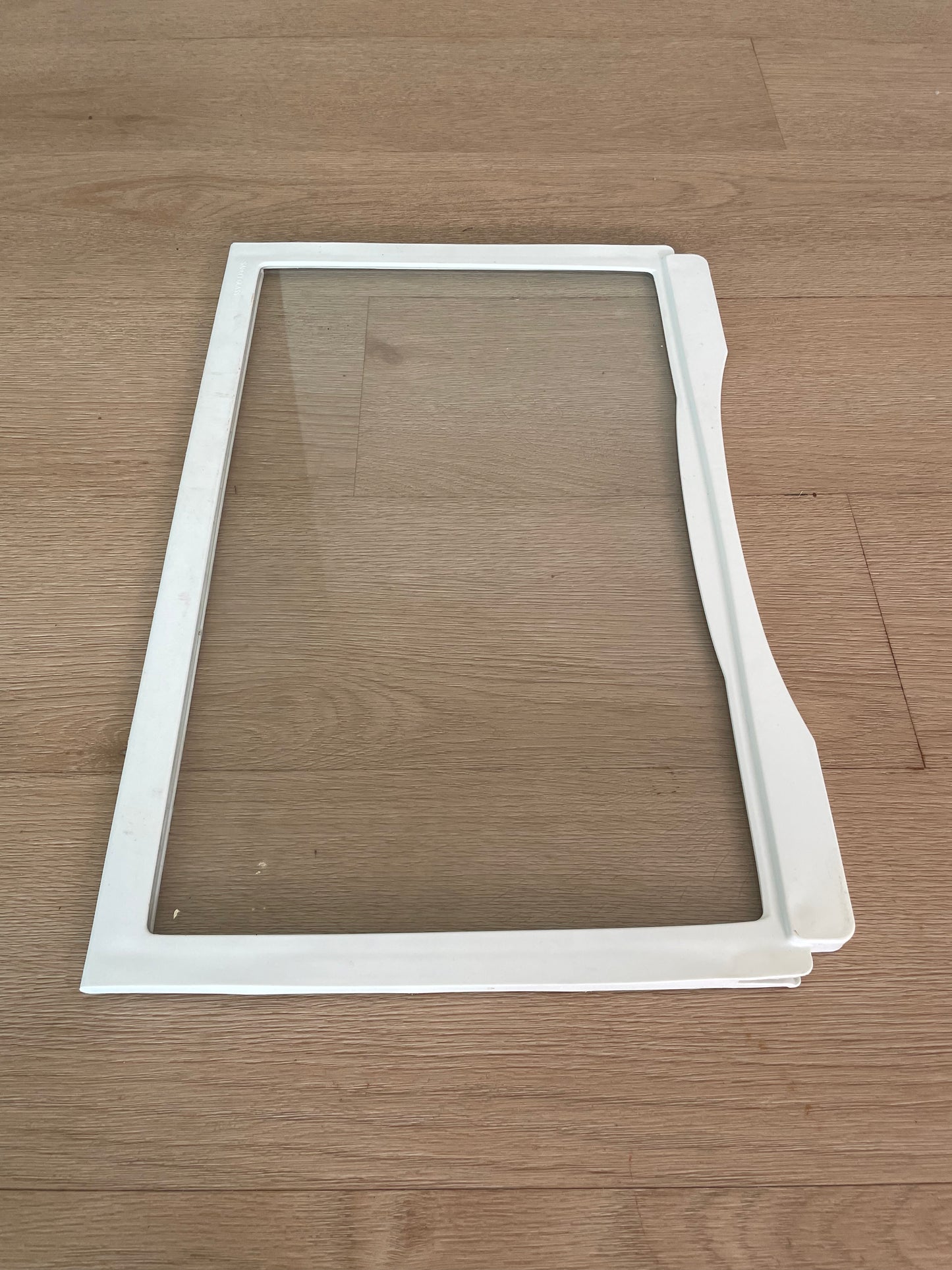 1441663 1460423 Electrolux Kelvinator Simpson Westinghouse fridge glass shelf