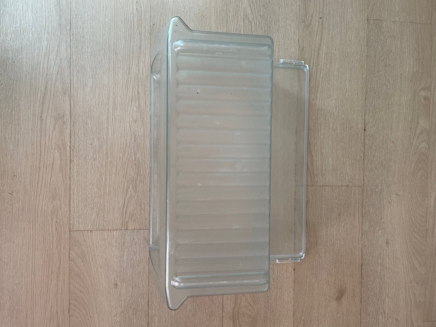 1447070 Kelvinator Simpson Westinghouse moulded crisper vegetable drawer