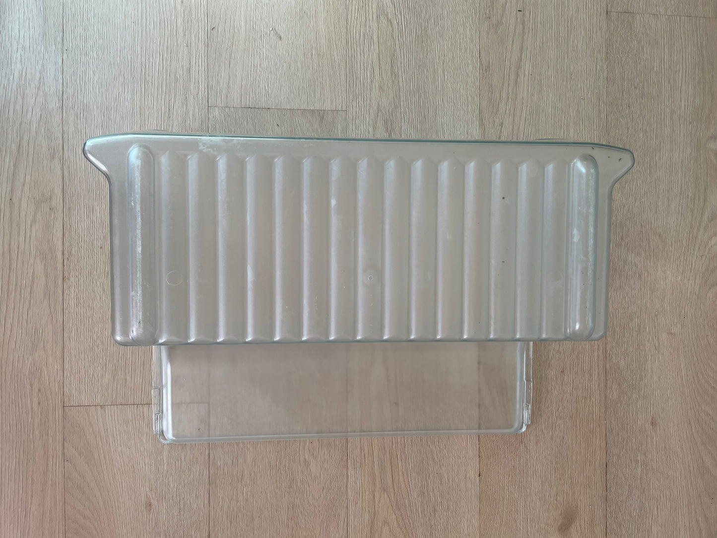 1447070 Kelvinator Simpson Westinghouse moulded crisper vegetable drawer