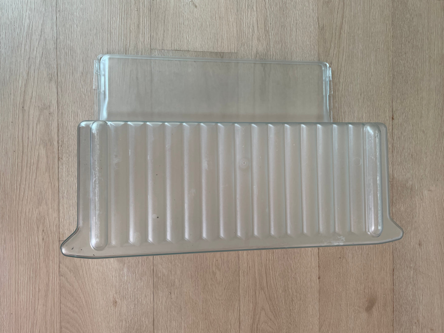 1447070 Kelvinator Simpson Westinghouse moulded crisper vegetable drawer