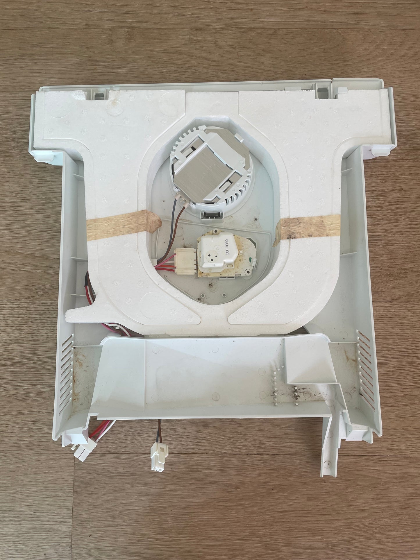 1444866 Electrolux Kelvinator Simpson Westinghouse fridge control housing top assembly