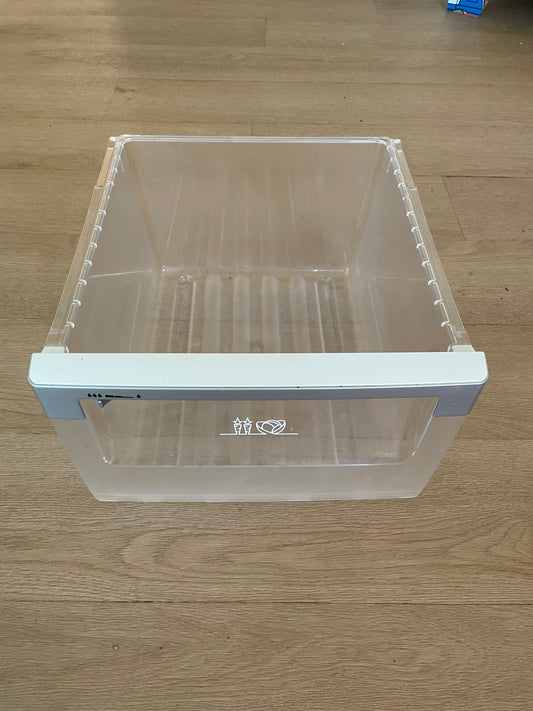 1451415 1451518 Electrolux fridge freezer crisper bin vegetable drawer storage container