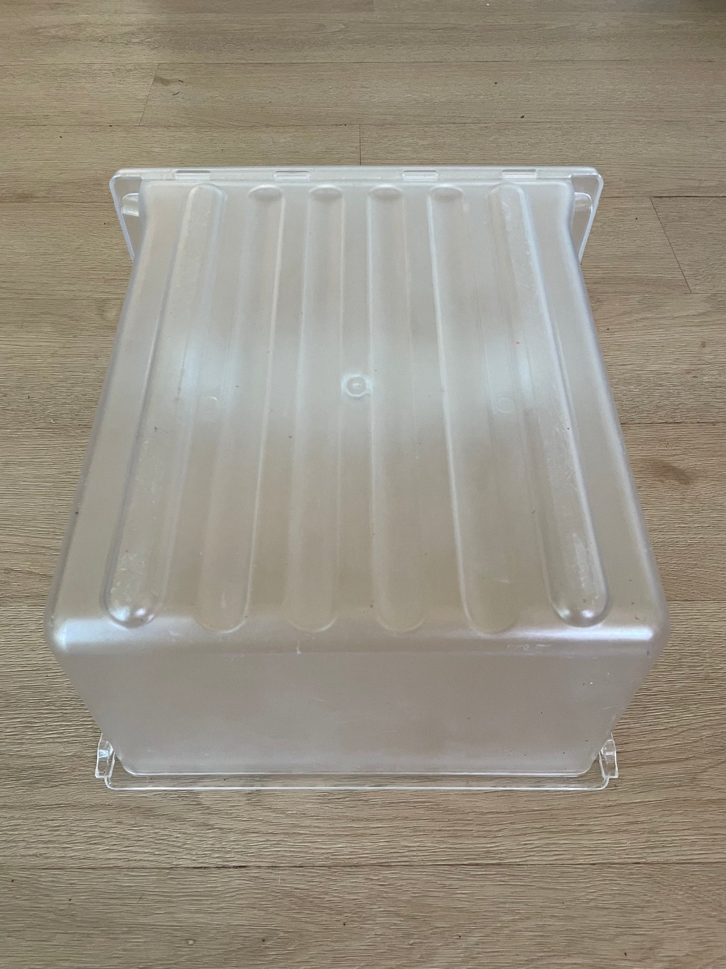 1451415 1451518 Electrolux fridge freezer crisper bin vegetable drawer storage container