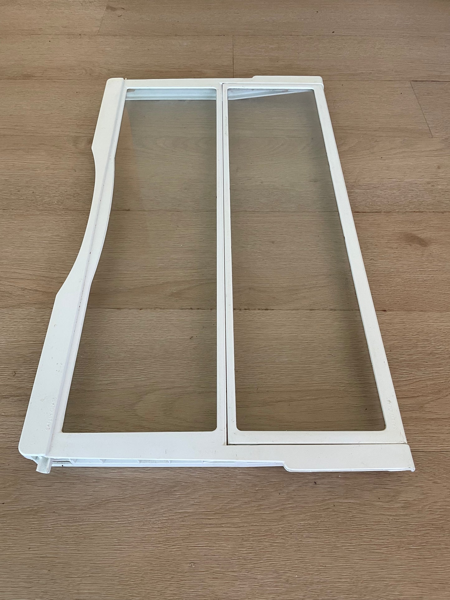 1444632 Electrolux fridge split glass shelf