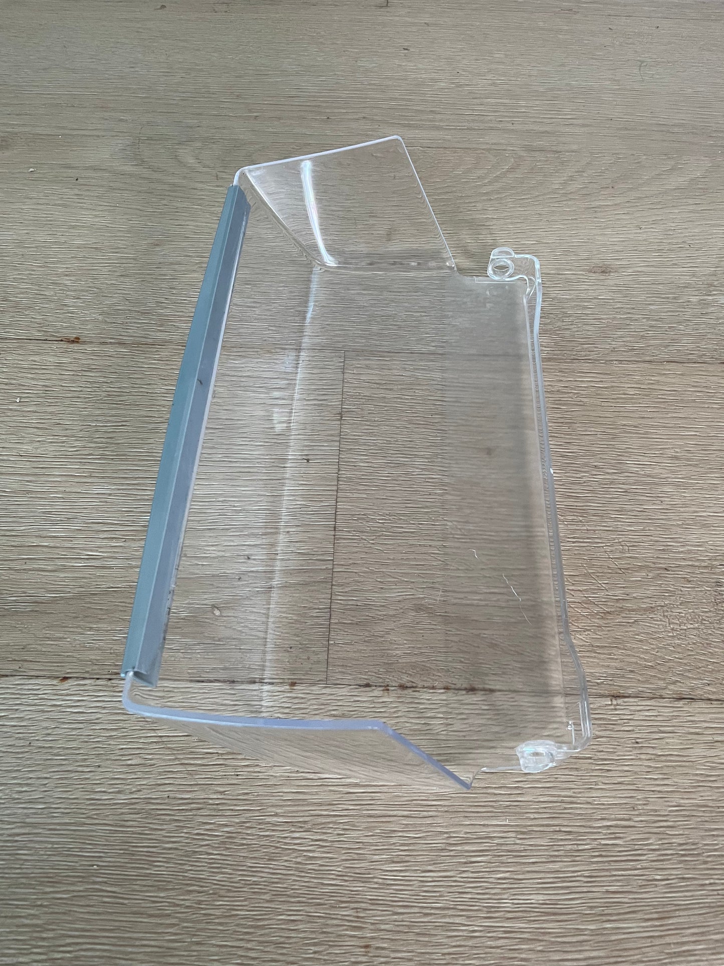 1441805 1444529 1448015 4055725396 Electrolux Kelvinator Simpson fridge door dairy lid cover