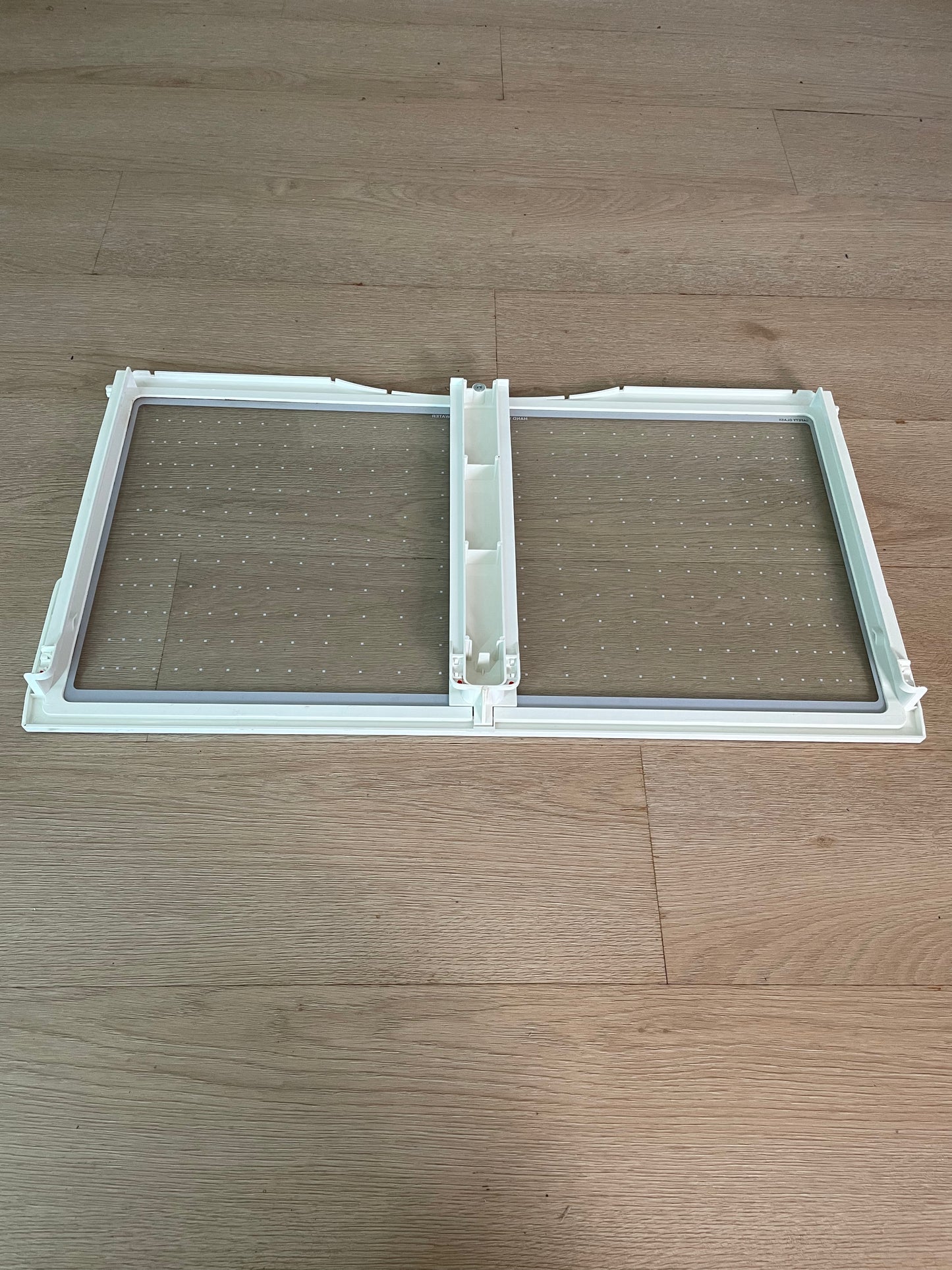 1452620 1460447 4055922845 Electrolux fridge deli bin glass shelf assembly assy EBE5100 EBM5100