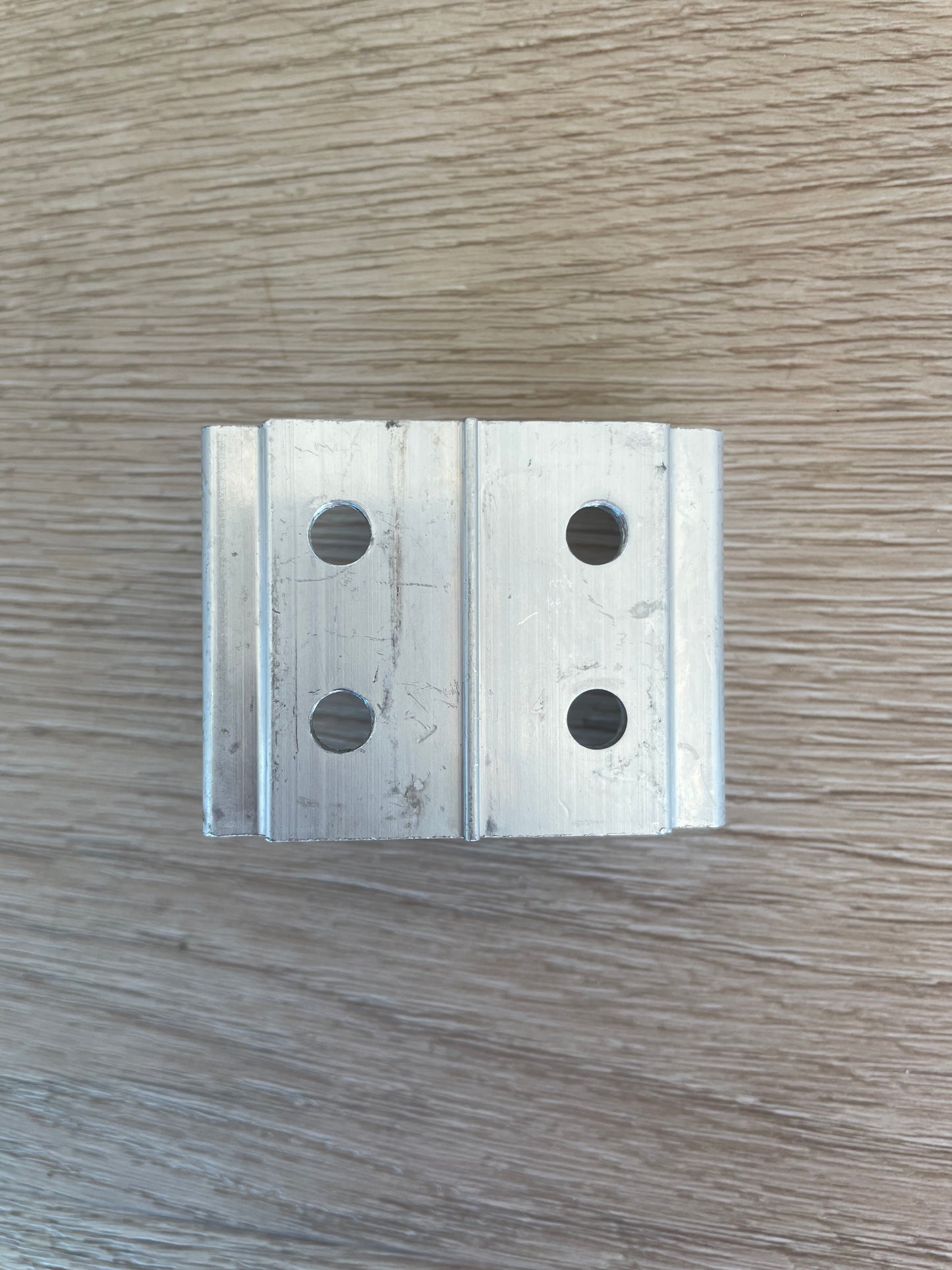 DA61-03036D Samsung side by side fridge lower bottom right hand RHS hinge bracket