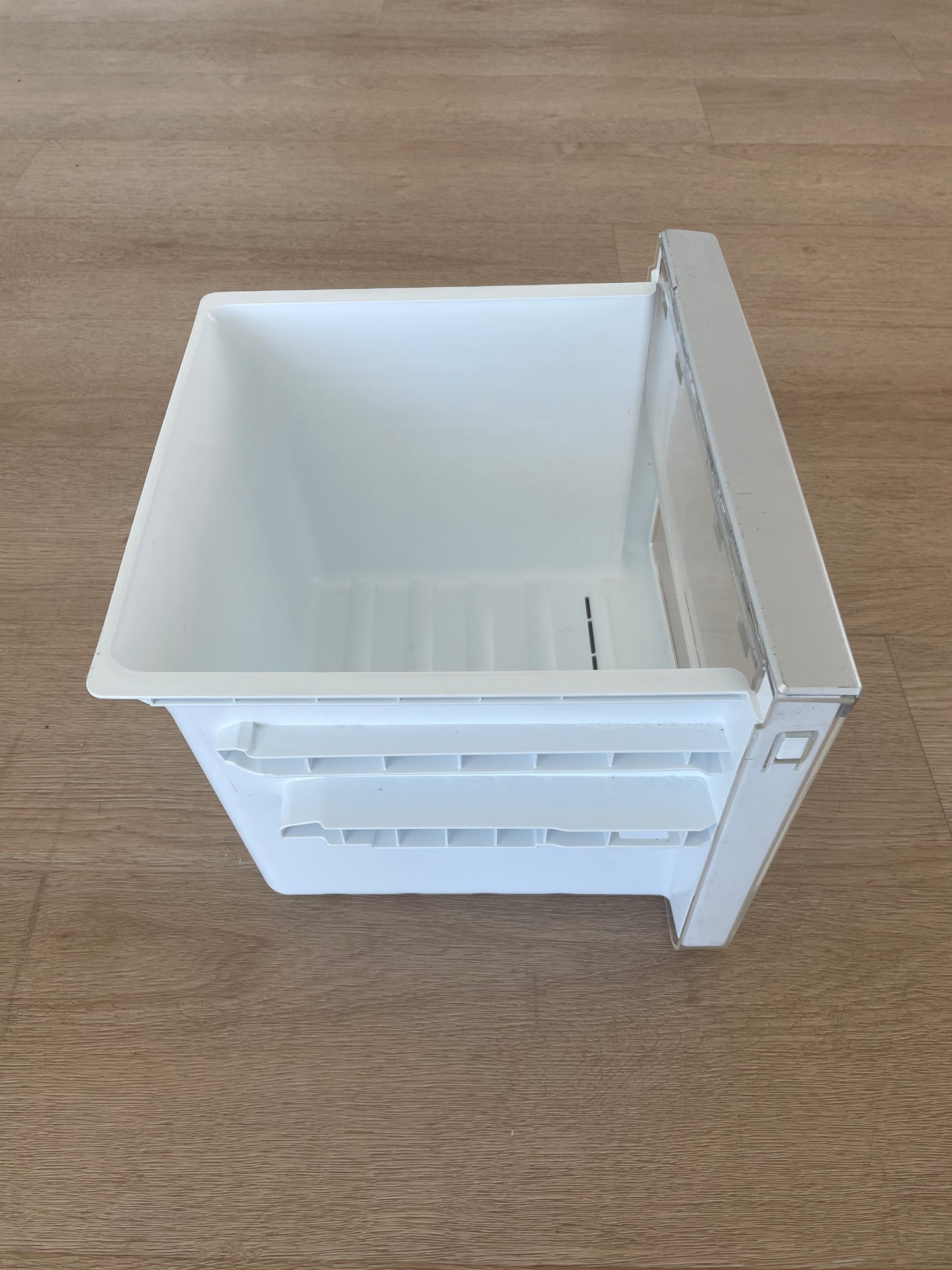 890129739 890142709 Westinghouse side by side fridge lower bottom freezer drawer bin basket storage container + front facia cover lens mask