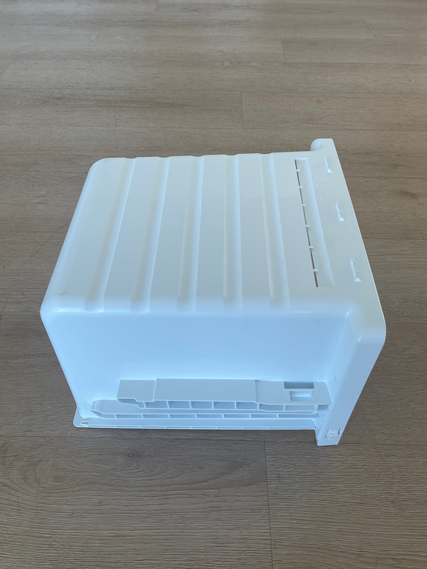 890129731 Westinghouse side by side fridge UPPER FREEZER DRAWER top bin basket storage container rear case